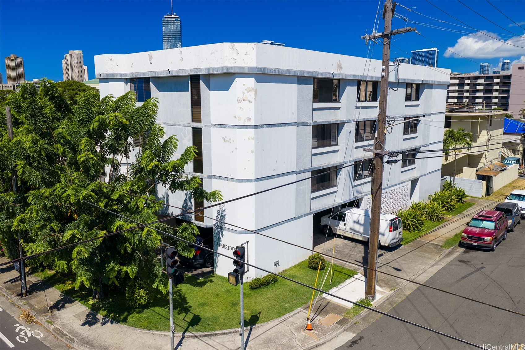 922 Mccully Street Property Photo 1
