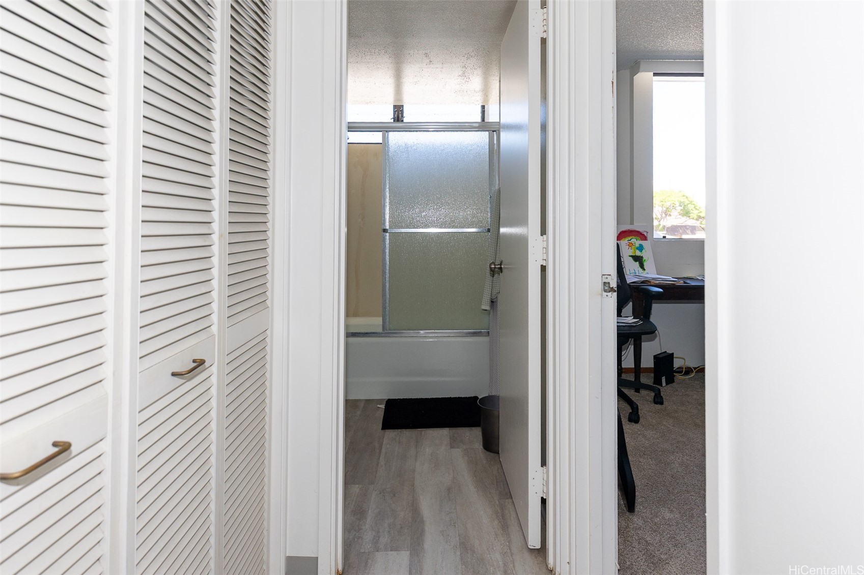 922 Mccully Street Property Photo 16