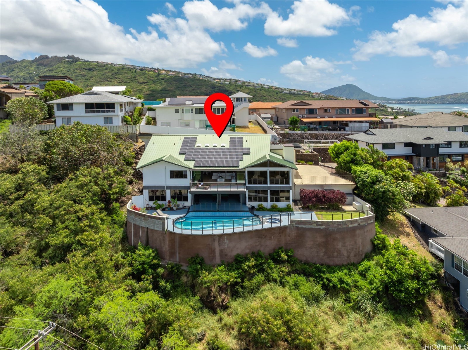 5335 Puahia Place Property Photo 1