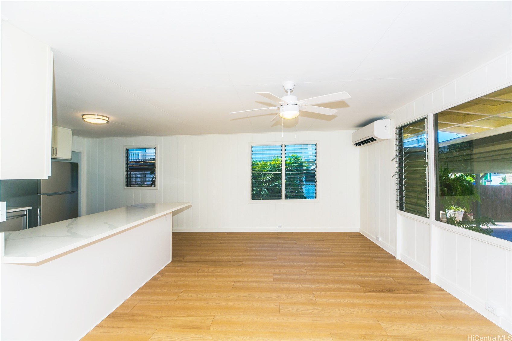 91-37 Amio Street Property Photo 3