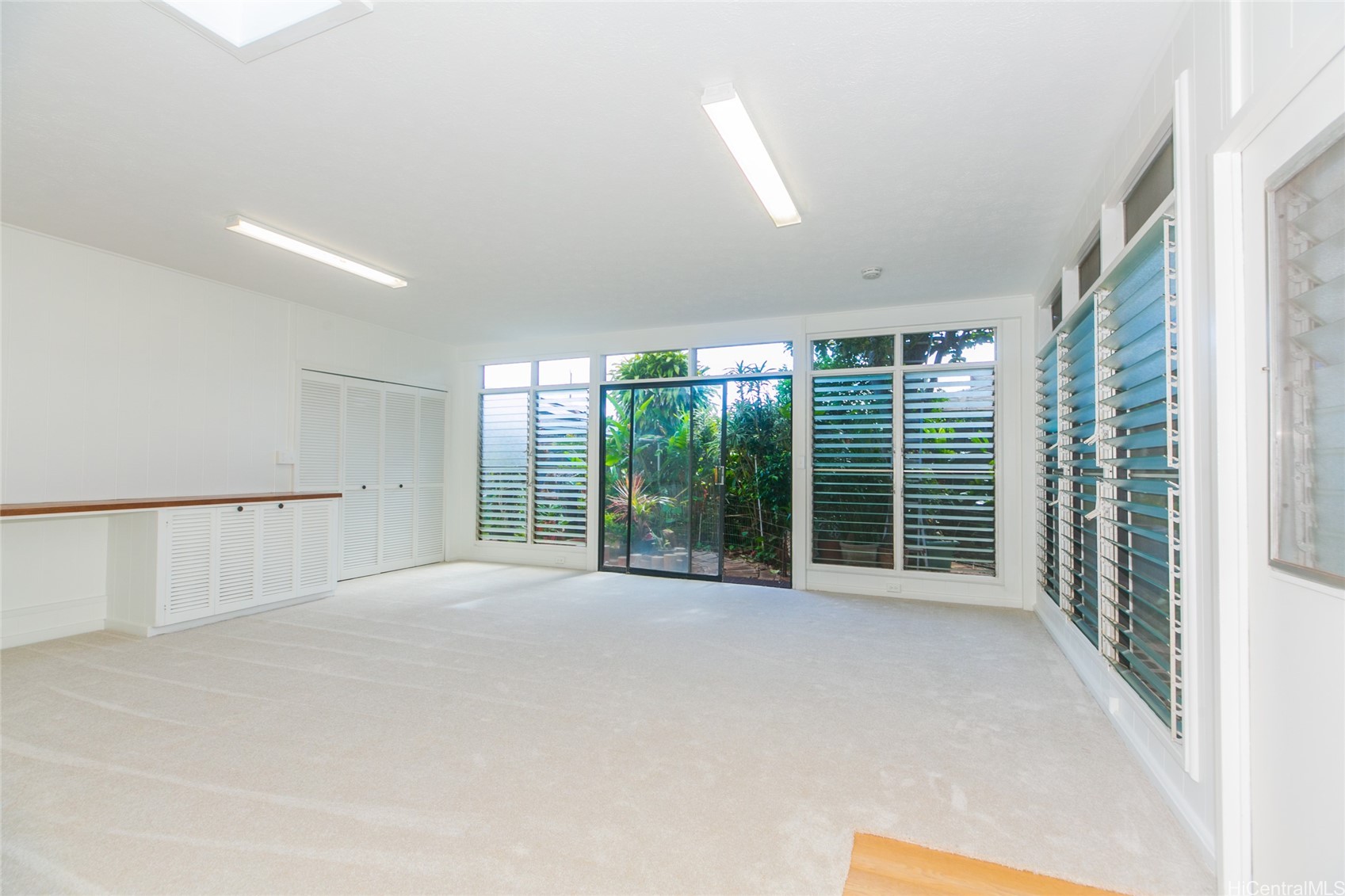 91-37 Amio Street Property Photo 10