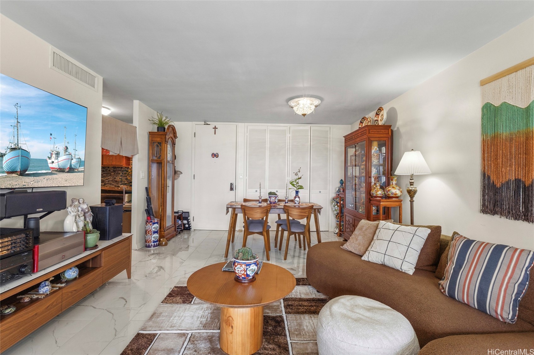 1600 Ala Moana Boulevard 2602 Property Photo 6