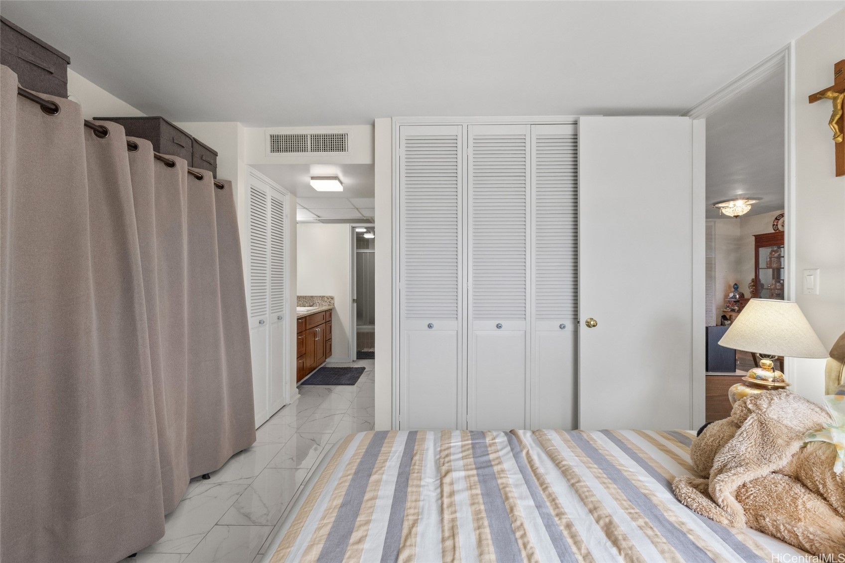1600 Ala Moana Boulevard 2602 Property Photo 17