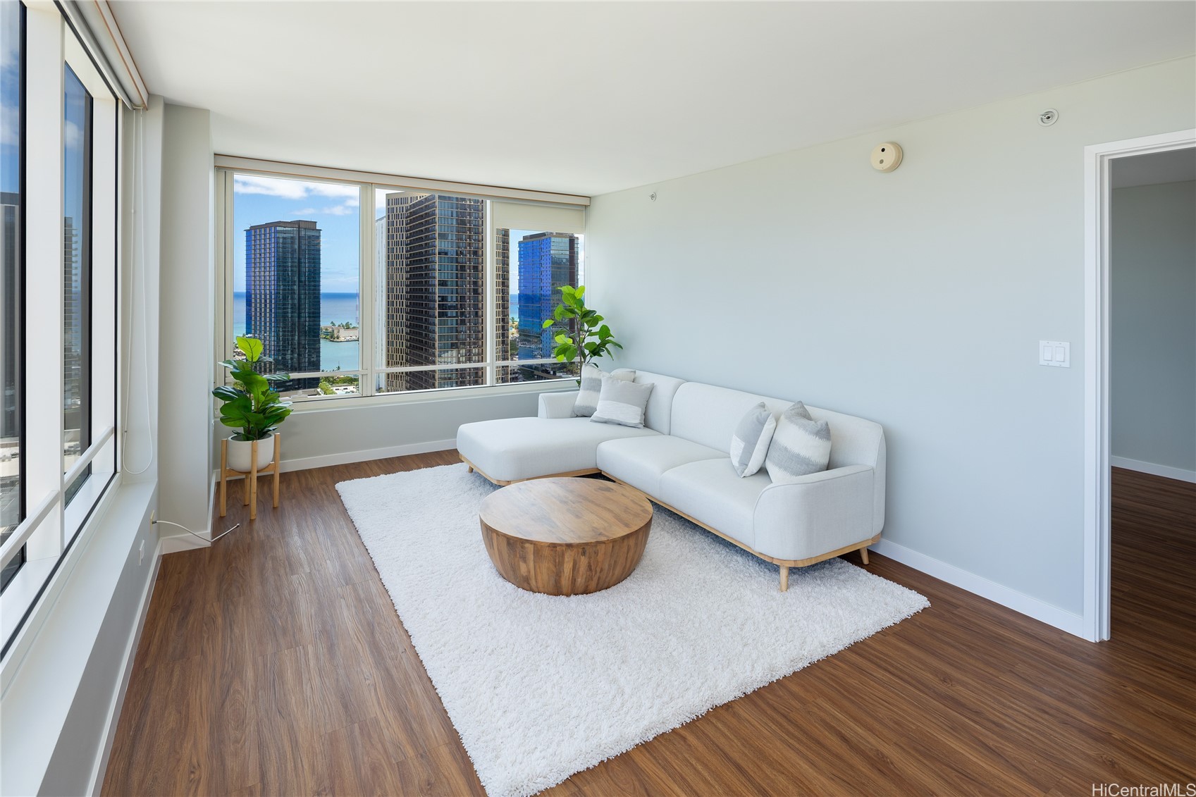 1009 Kapiolani Boulevard 3403 Property Photo 4