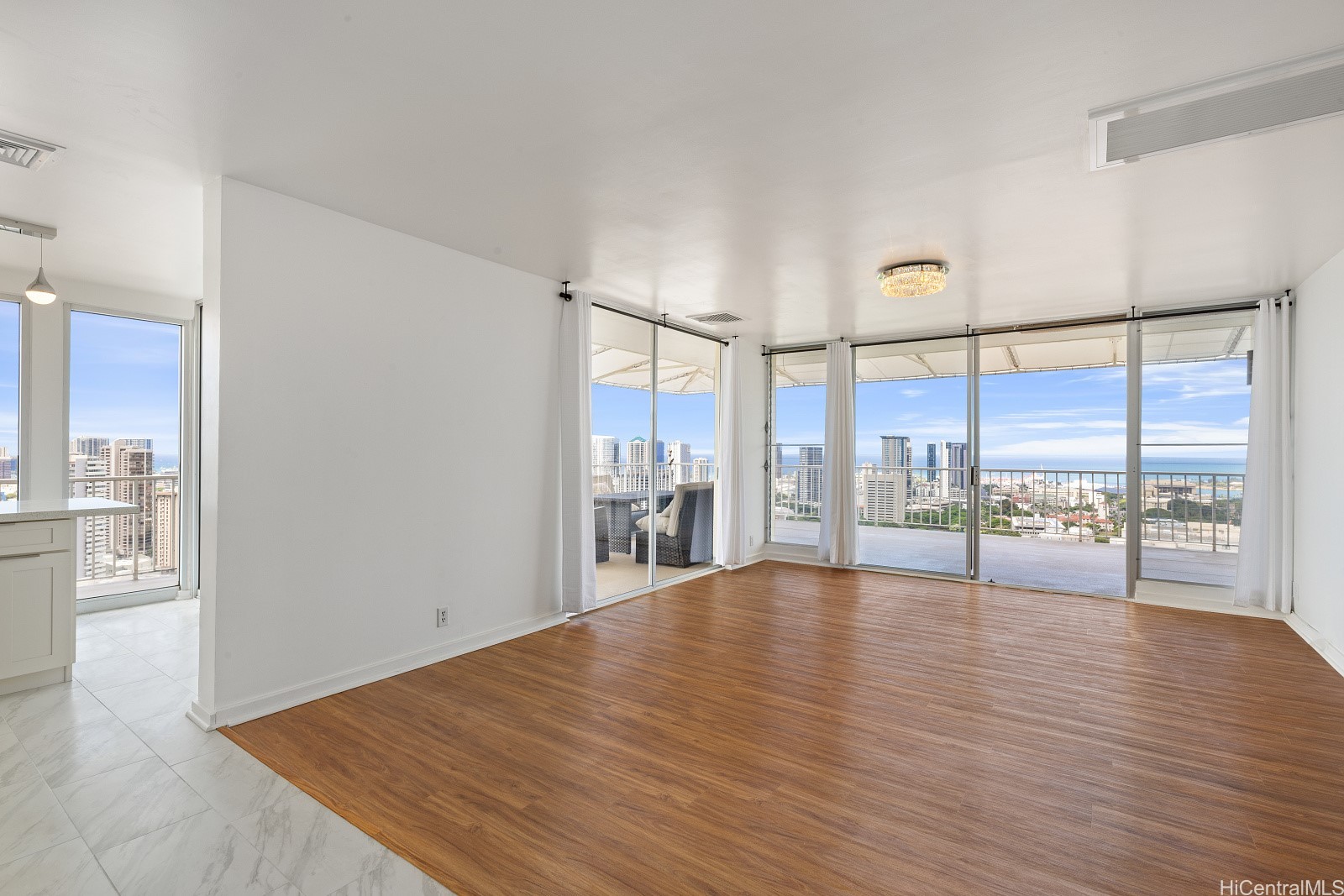 666 Prospect Street Ph B Property Photo 11
