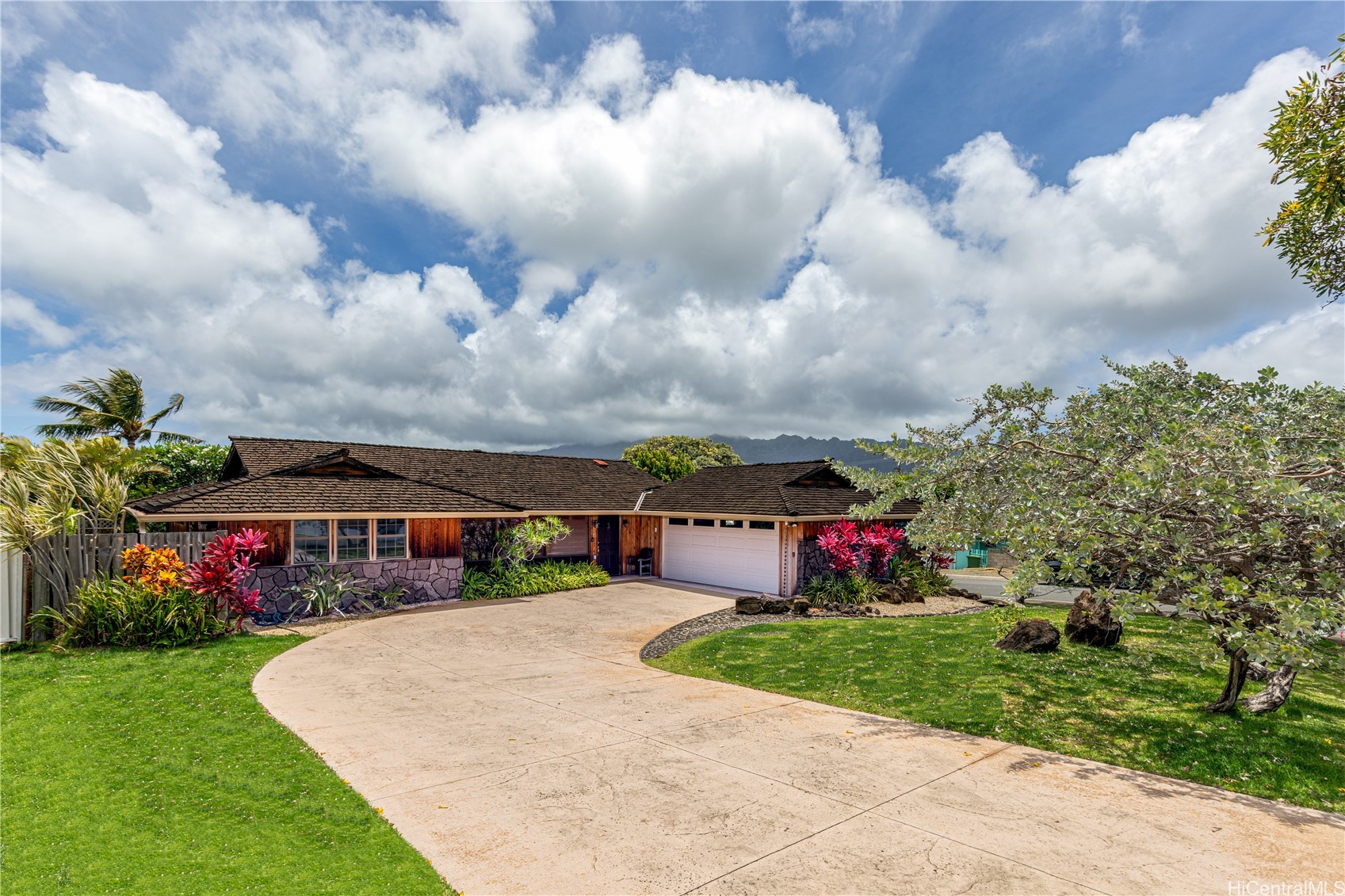 148 Waialeale Street Property Photo 1
