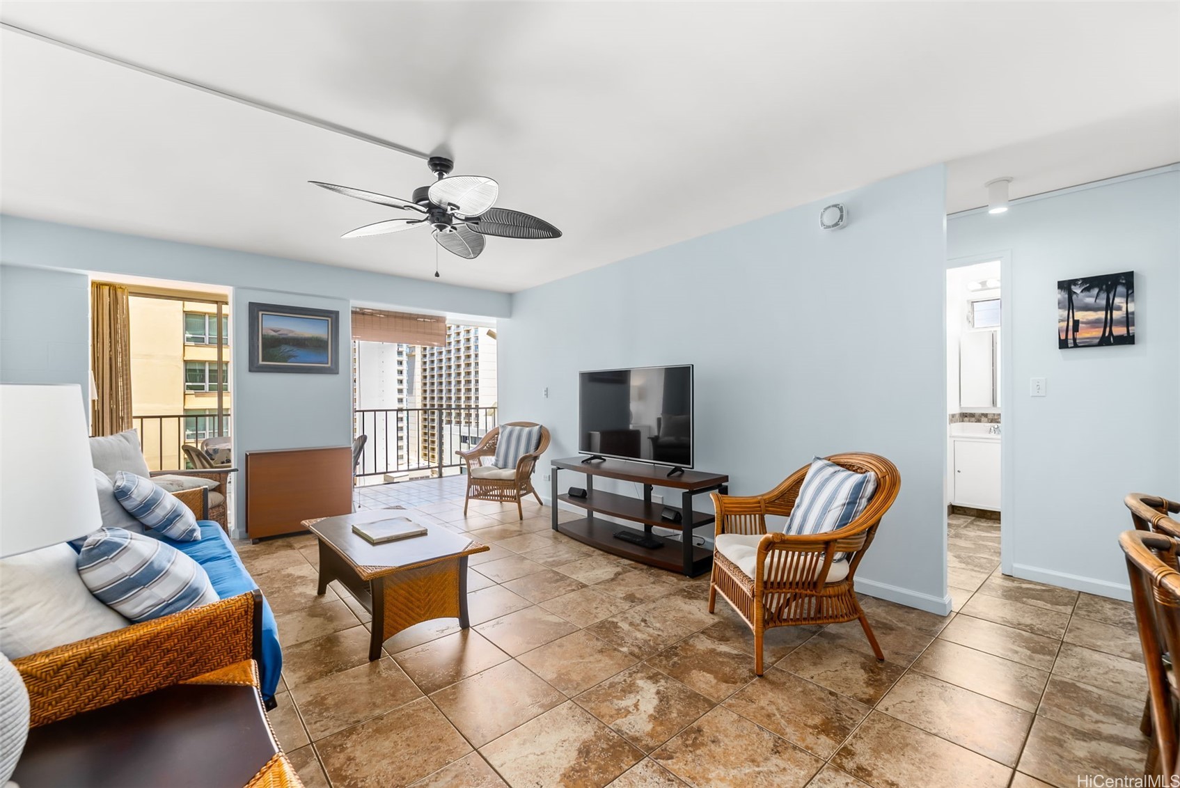 2575 Kuhio Avenue 1401 Property Photo 3