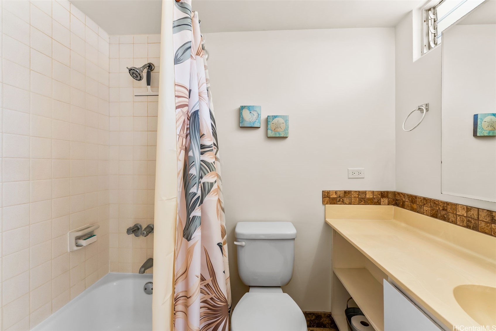 2575 Kuhio Avenue 1401 Property Photo 12