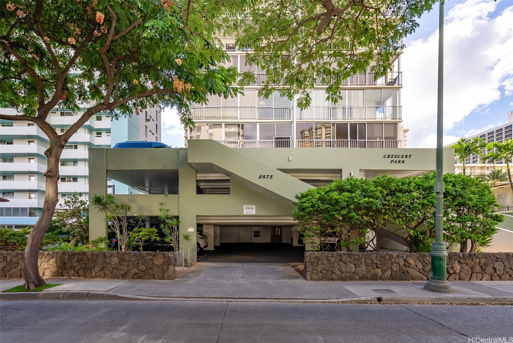 2575 Kuhio Avenue 1401 Property Photo 16