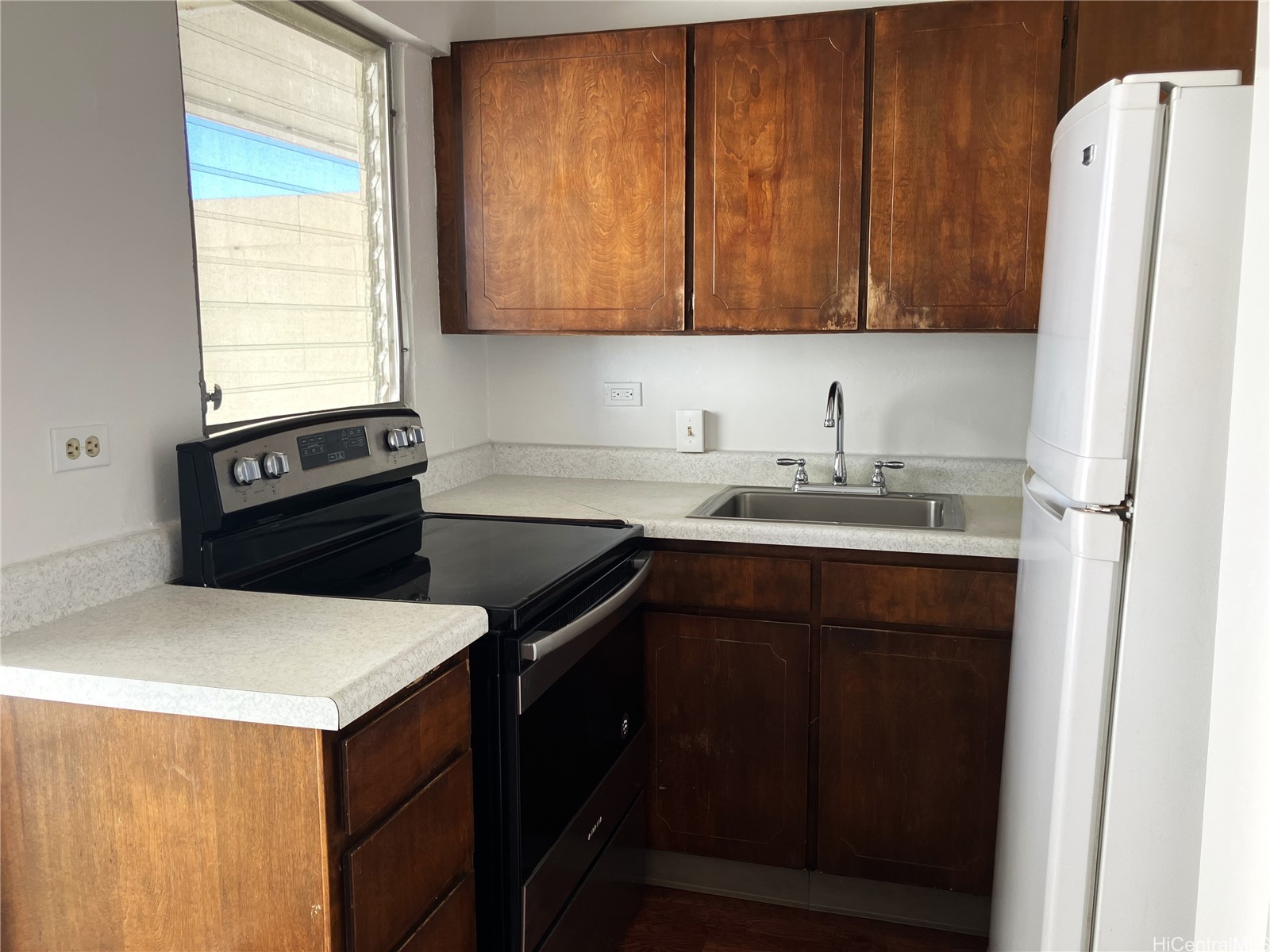 2609 Ala Wai Boulevard 1203 Property Photo 2