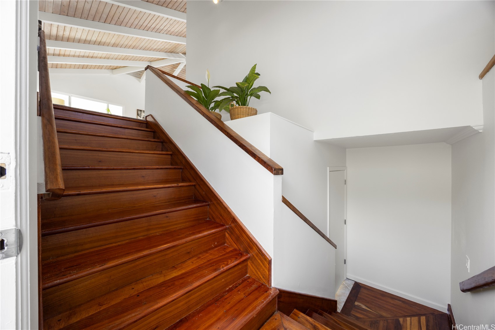 802 Pahumele Place Property Photo 7