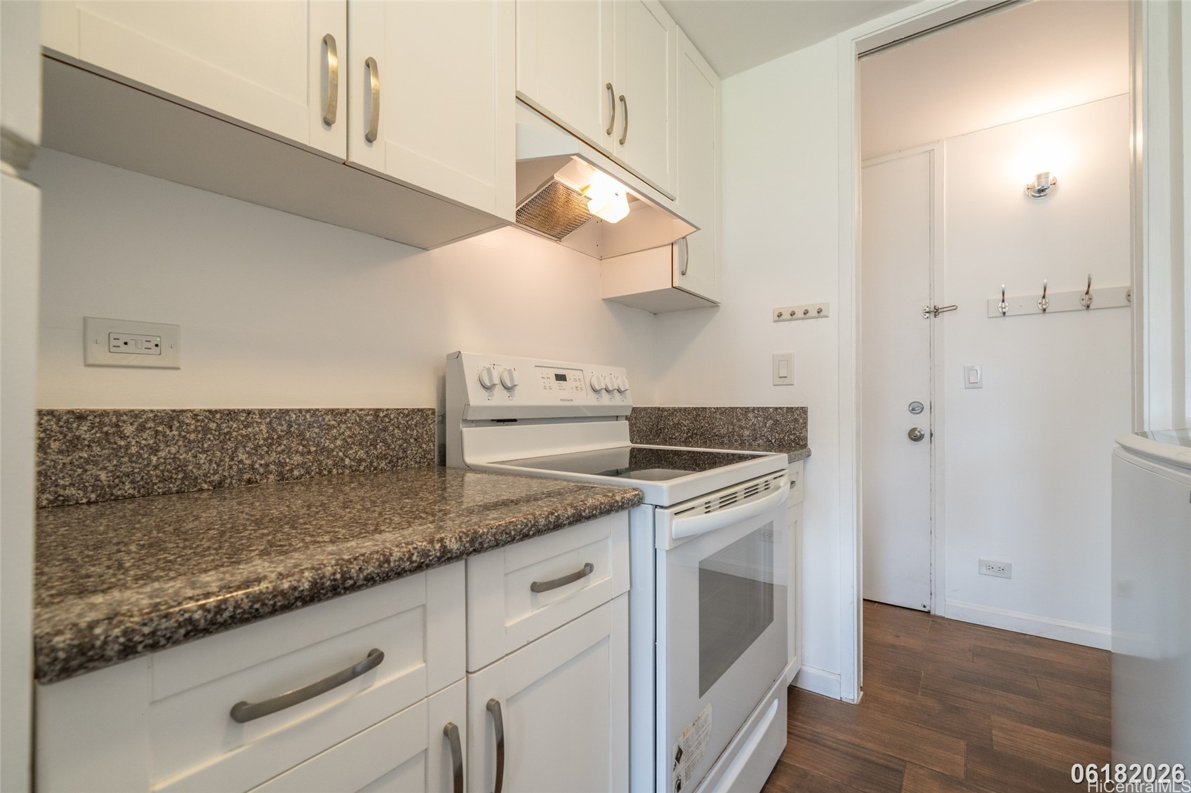 2085 Ala Wai Boulevard B64 Property Photo 12