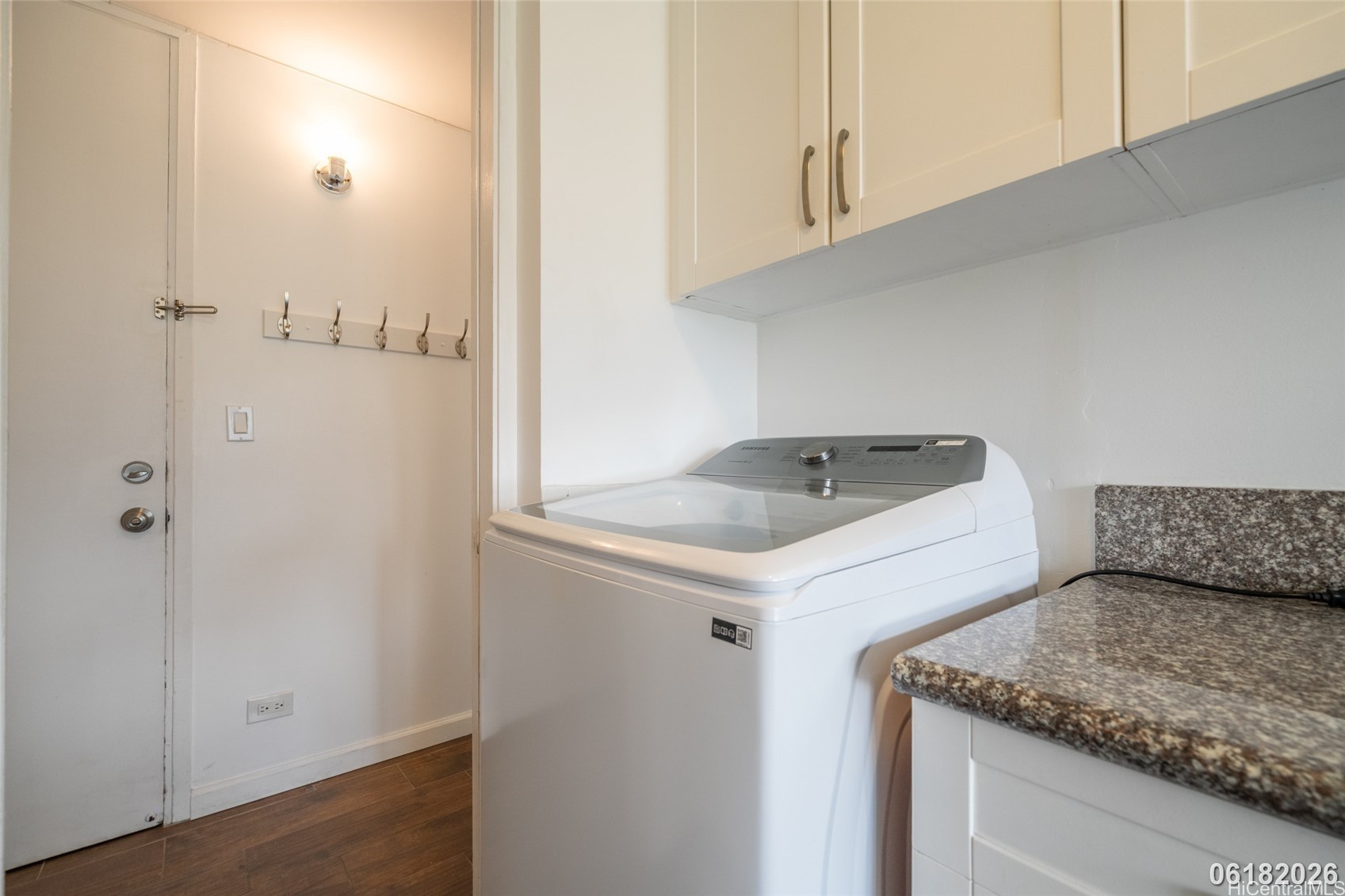 2085 Ala Wai Boulevard B64 Property Photo 17