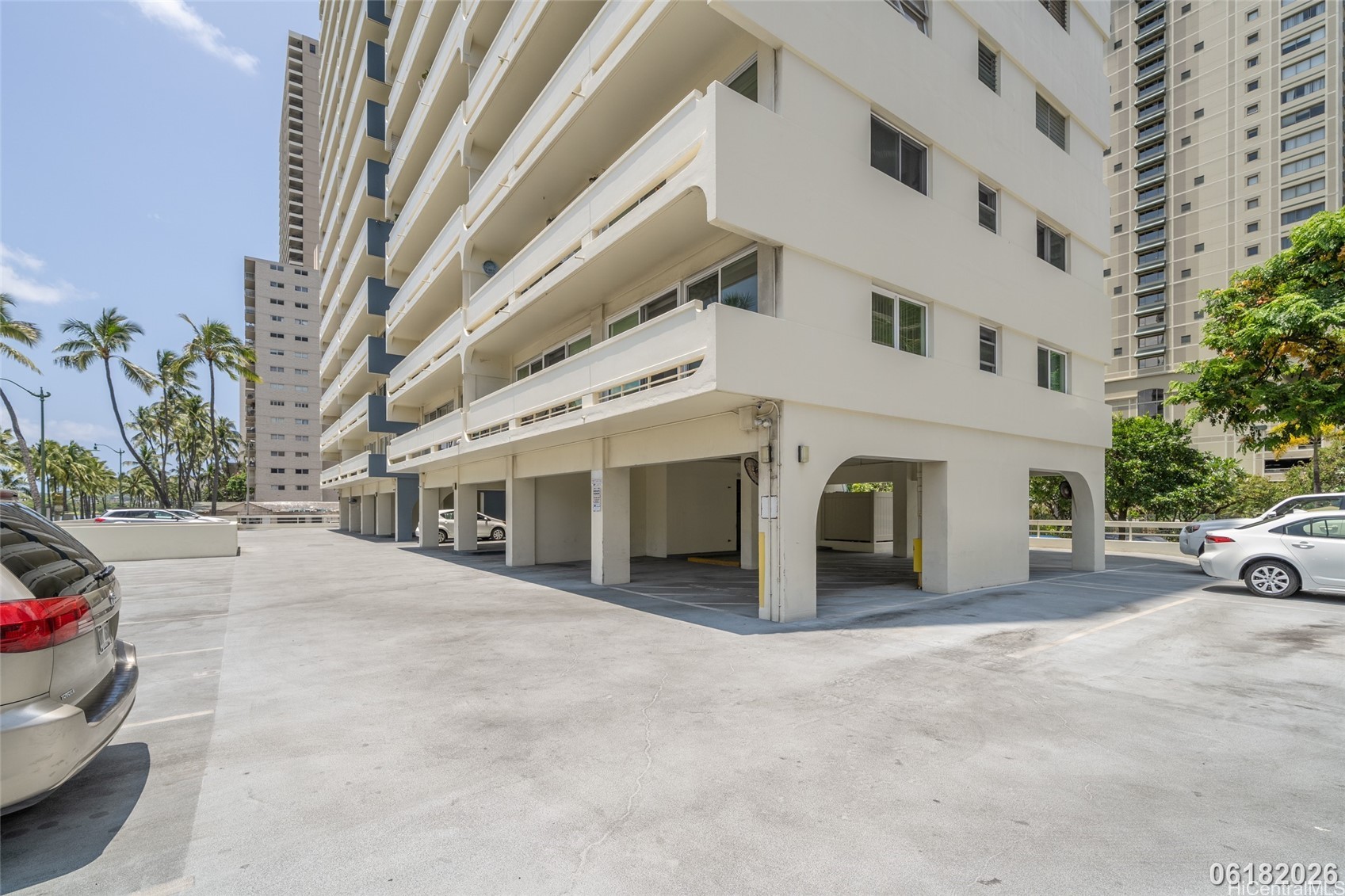 2085 Ala Wai Boulevard B64 Property Photo 24