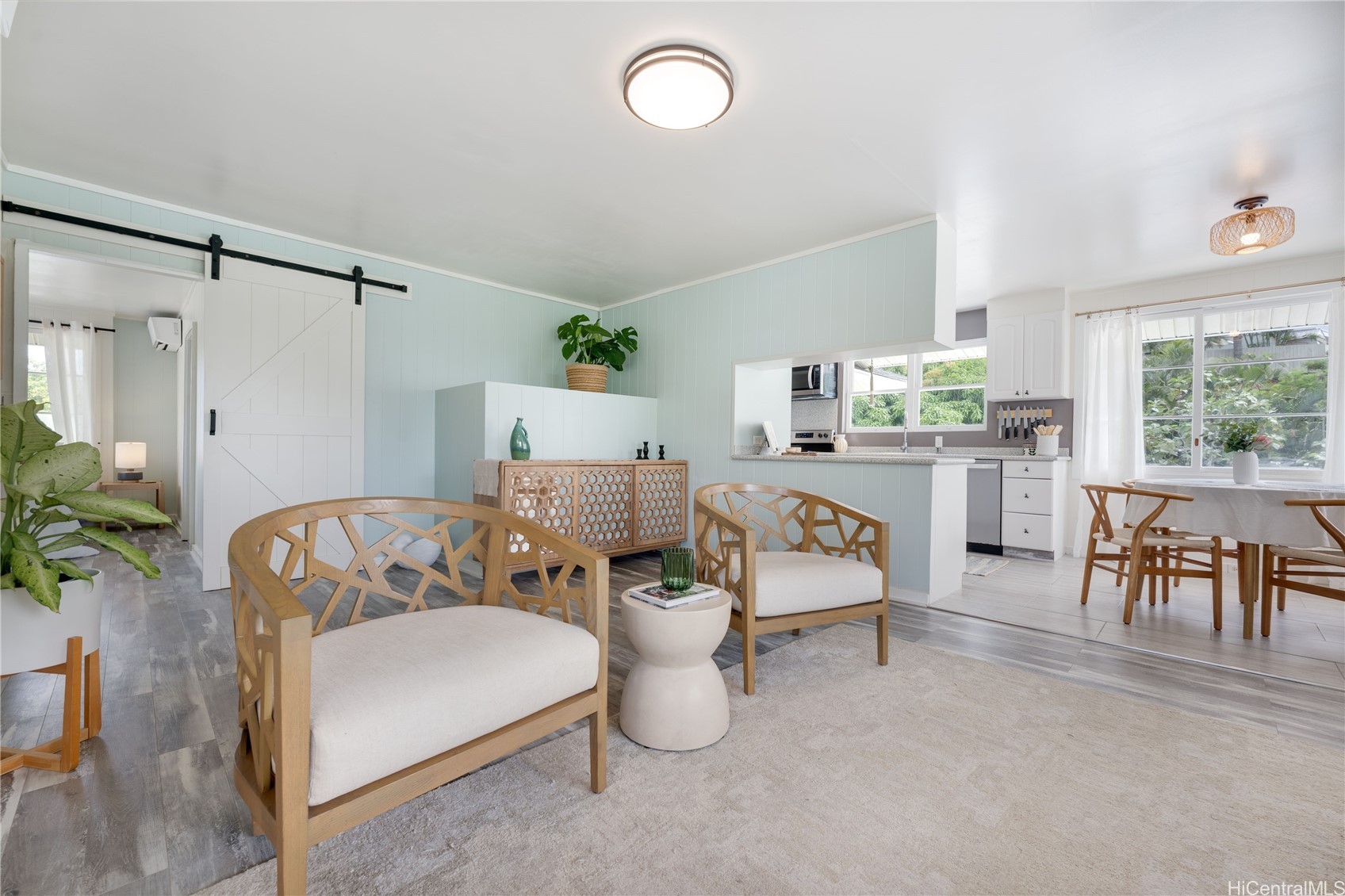 1237 Hele Street Property Photo 1