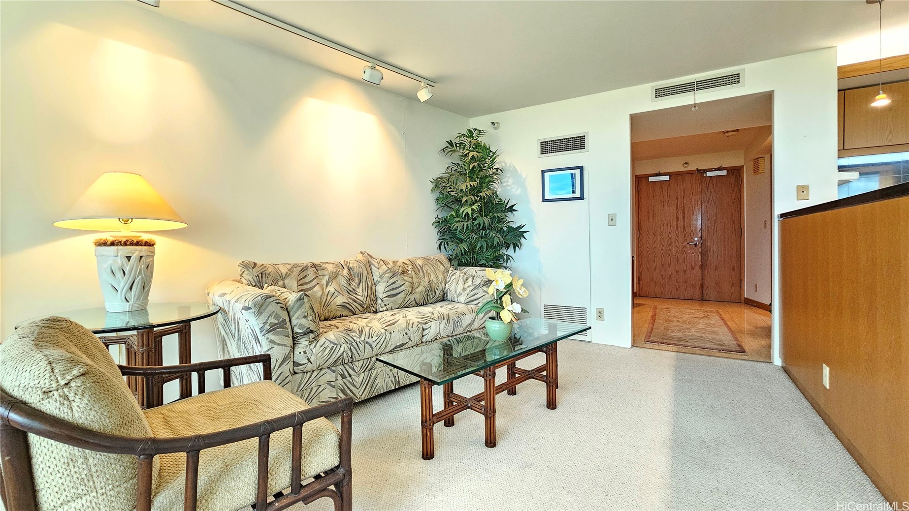 1330 Ala Moana Boulevard 906 Property Photo 6