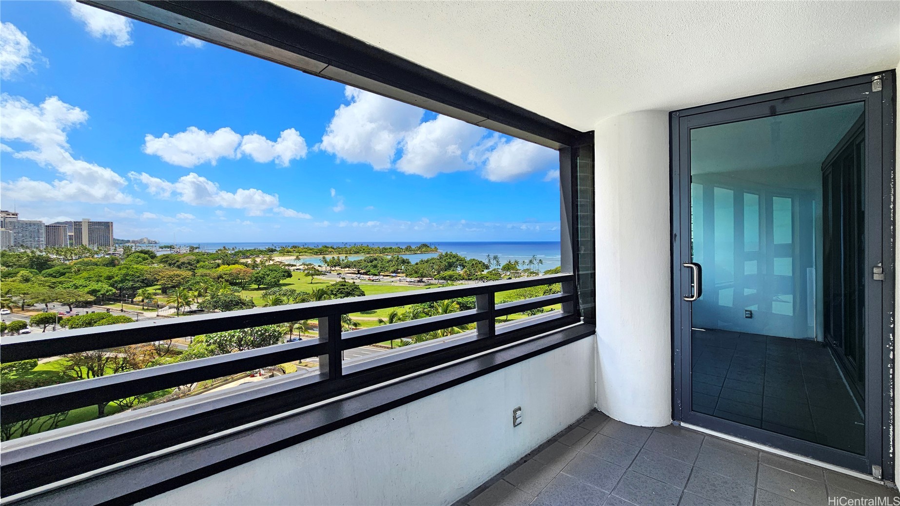 1330 Ala Moana Boulevard 906 Property Photo 8