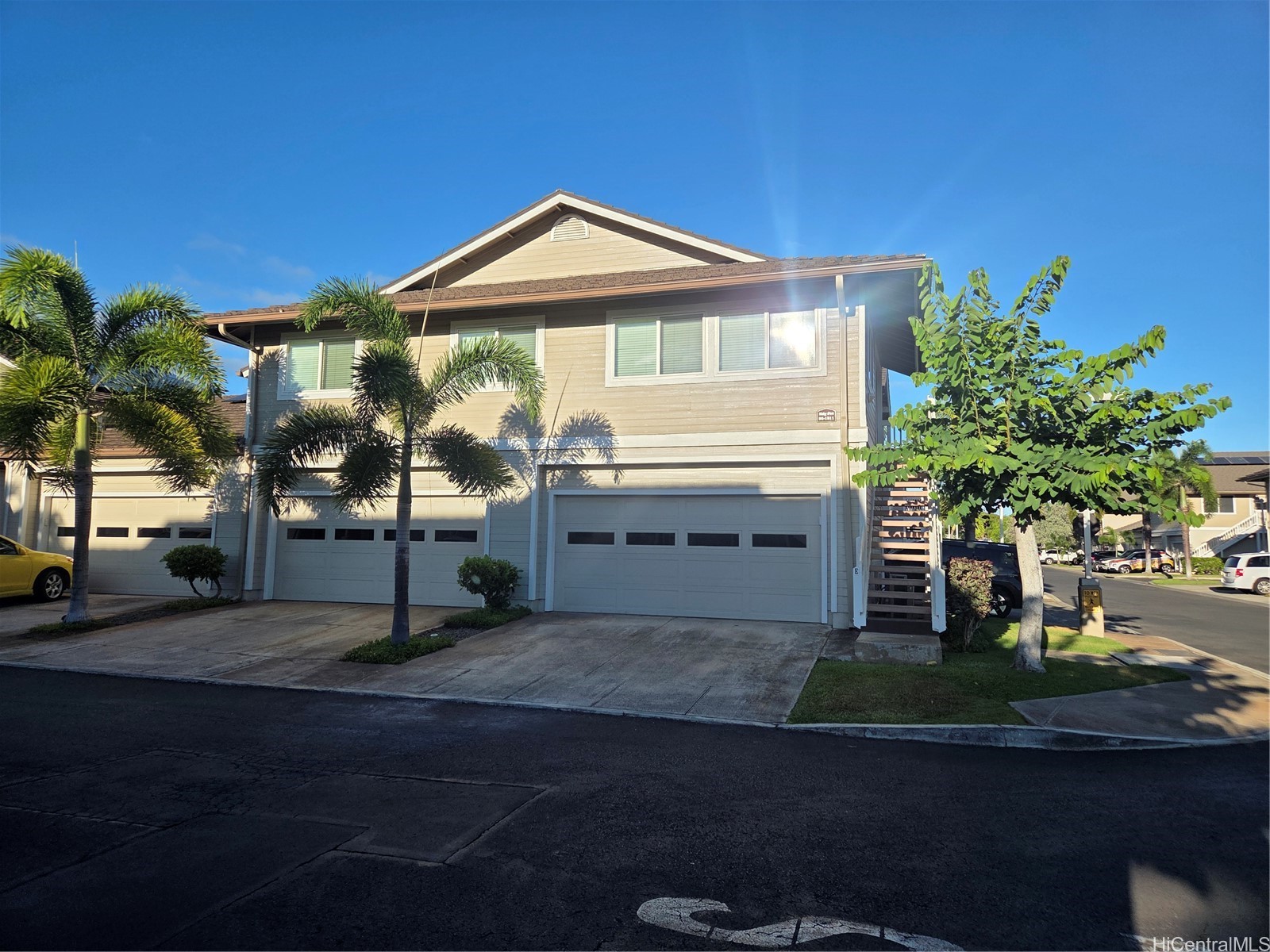 92-1511 Aliinui Drive 10e Property Photo 1
