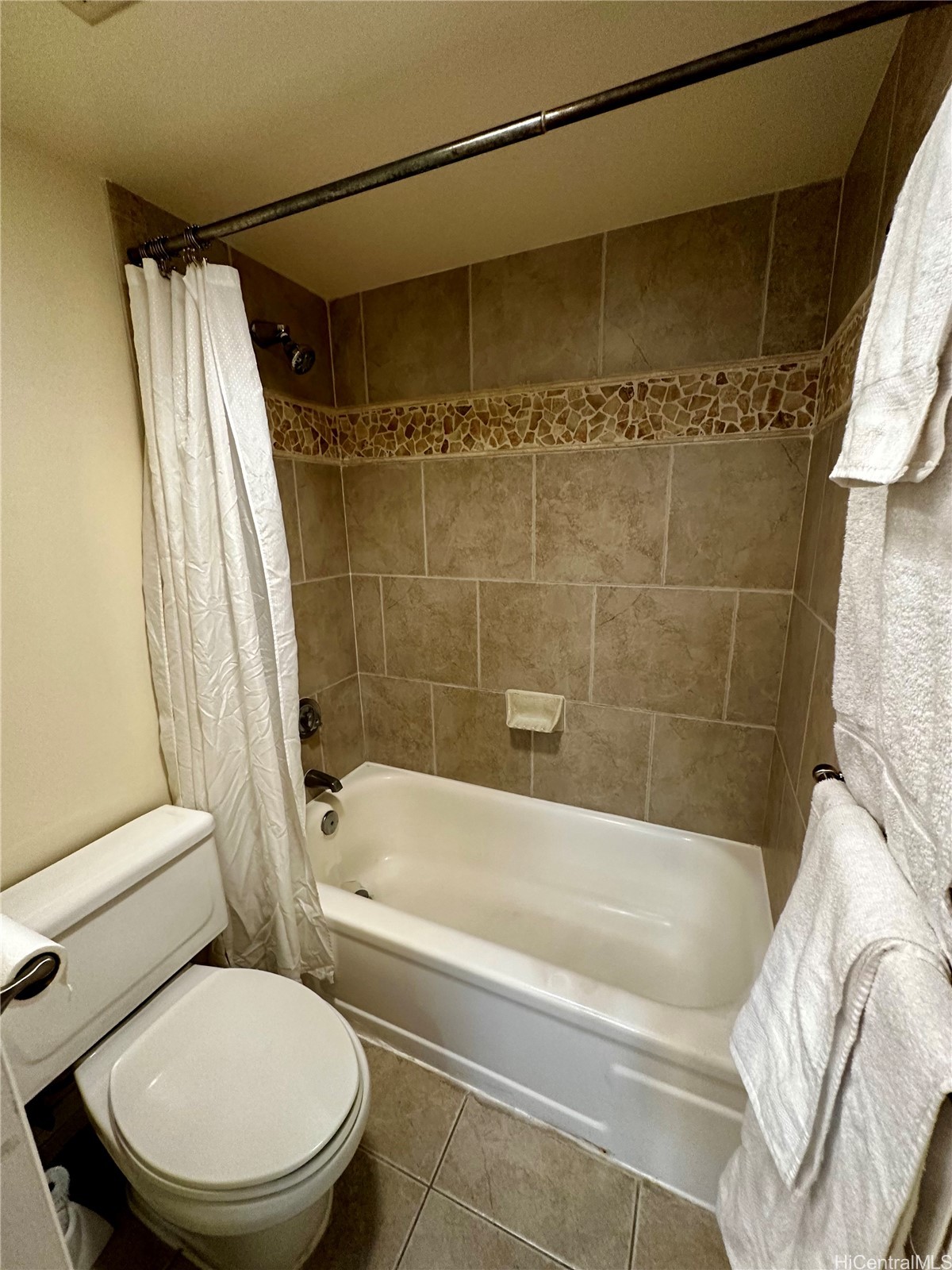 201 Ohua Avenue 2401 Property Photo 7