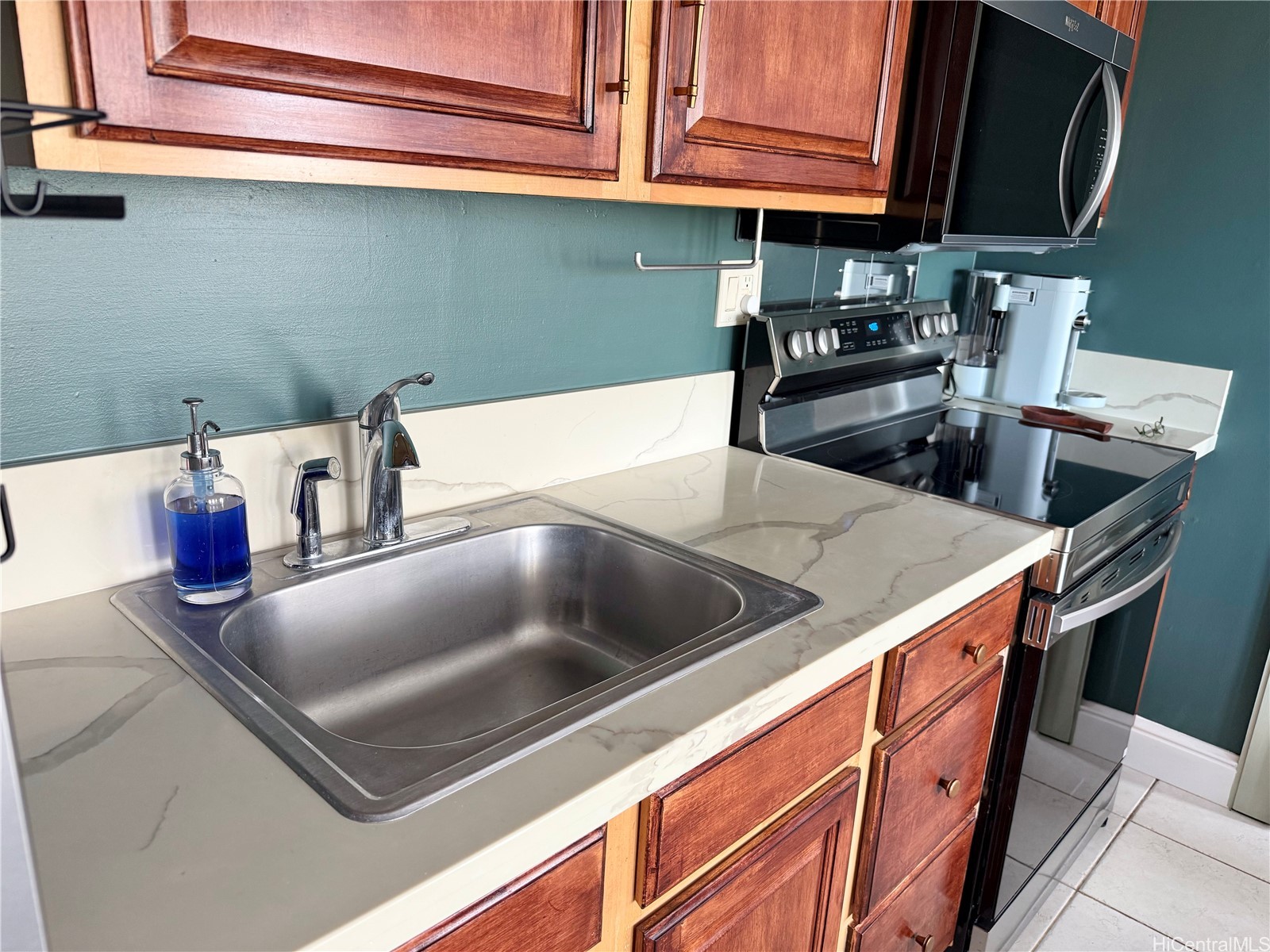 84-710 Kili Drive 812 Property Photo 4
