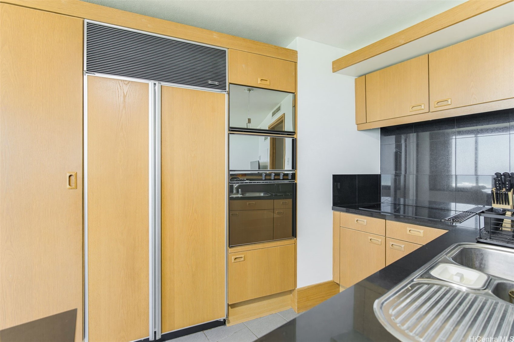1330 Ala Moana Boulevard 1204 Property Photo 10