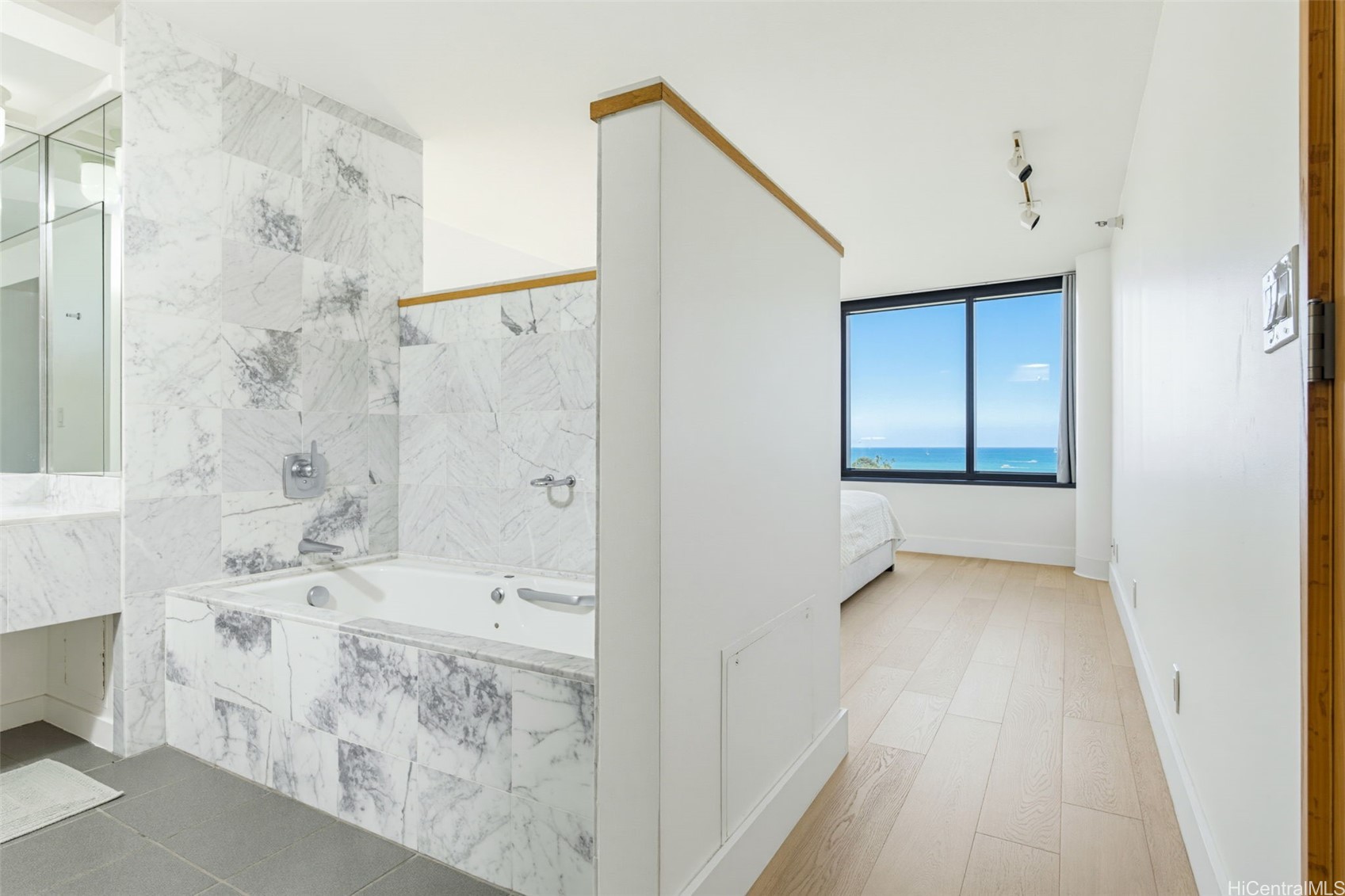 1330 Ala Moana Boulevard 1204 Property Photo 16