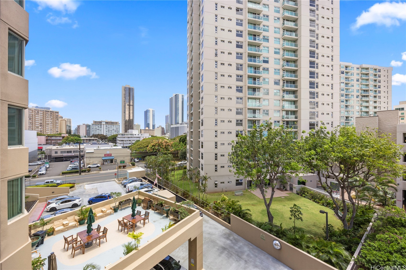 1314 Kalakaua Avenue 410 Property Photo 17