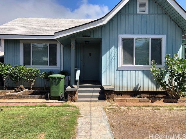 2212 Coyne Street Property Photo 1