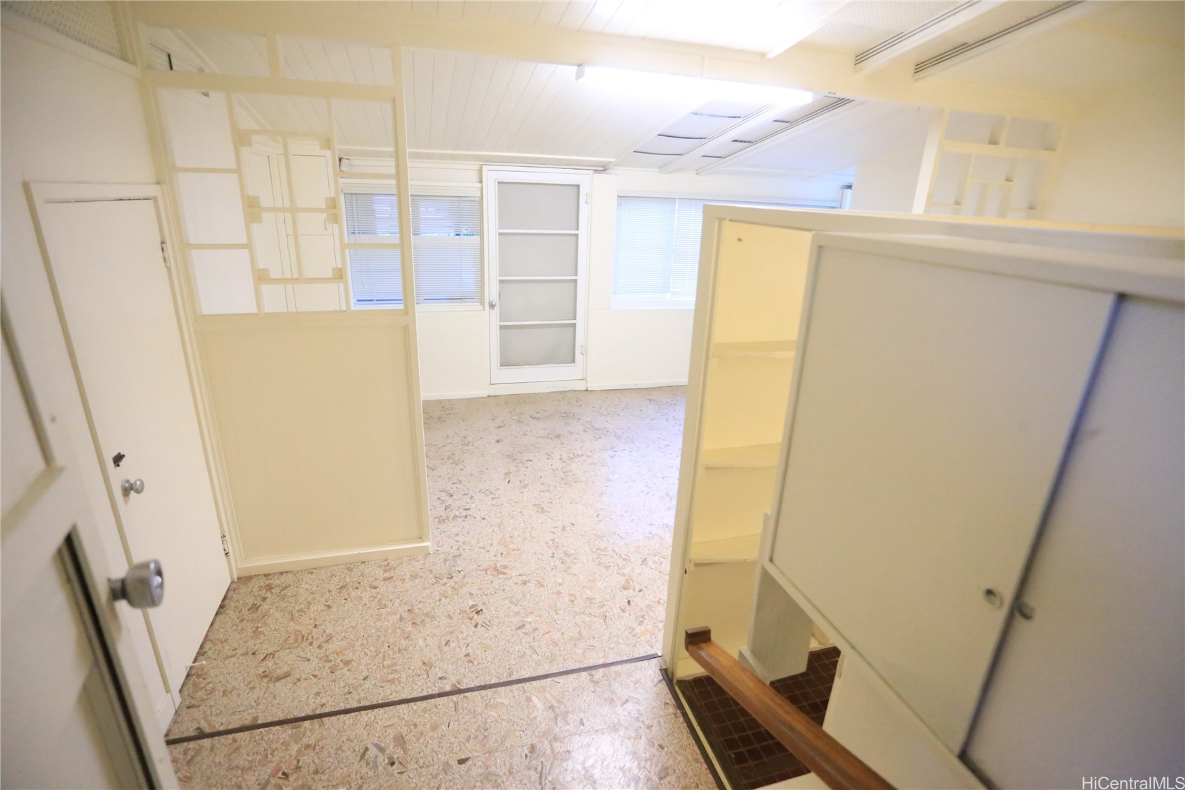 2212 Coyne Street Property Photo 12
