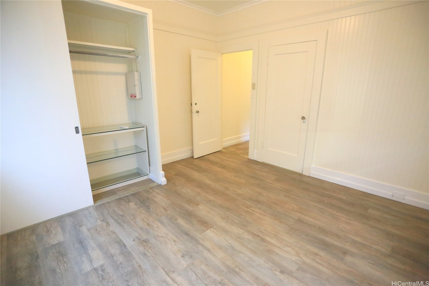 2212 Coyne Street Property Photo 14