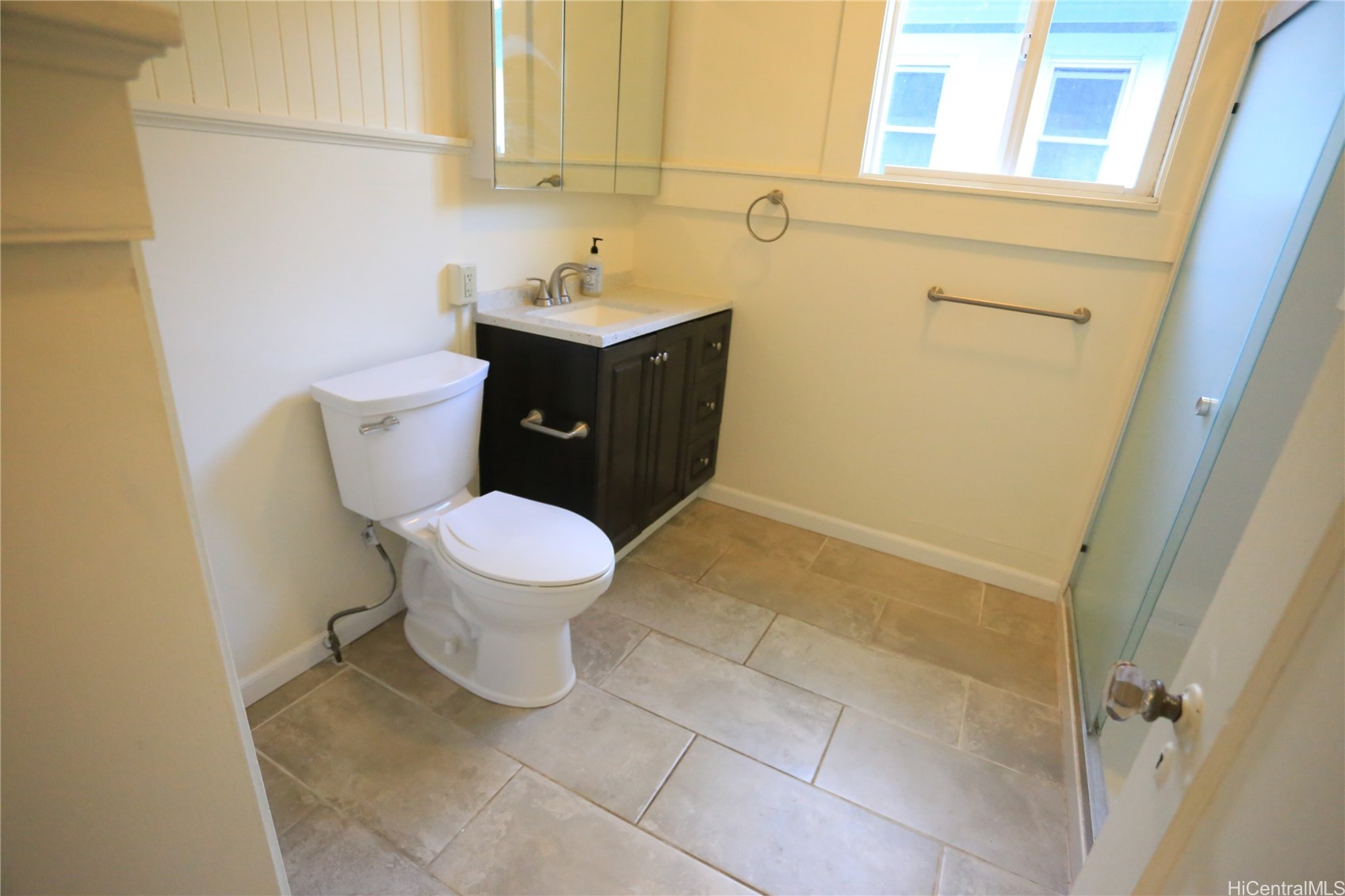 2212 Coyne Street Property Photo 16