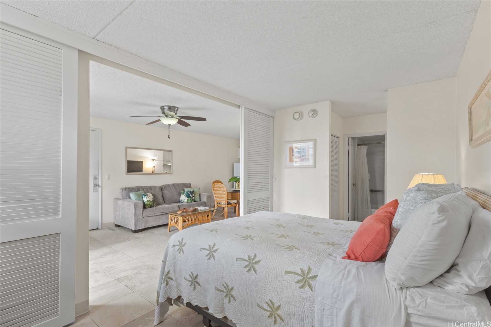 2240 Kuhio Avenue 1114 Property Photo 10