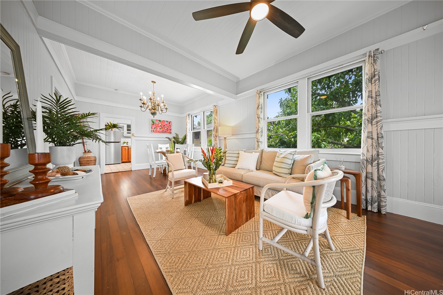 1775 Lusitana Street Property Photo 4