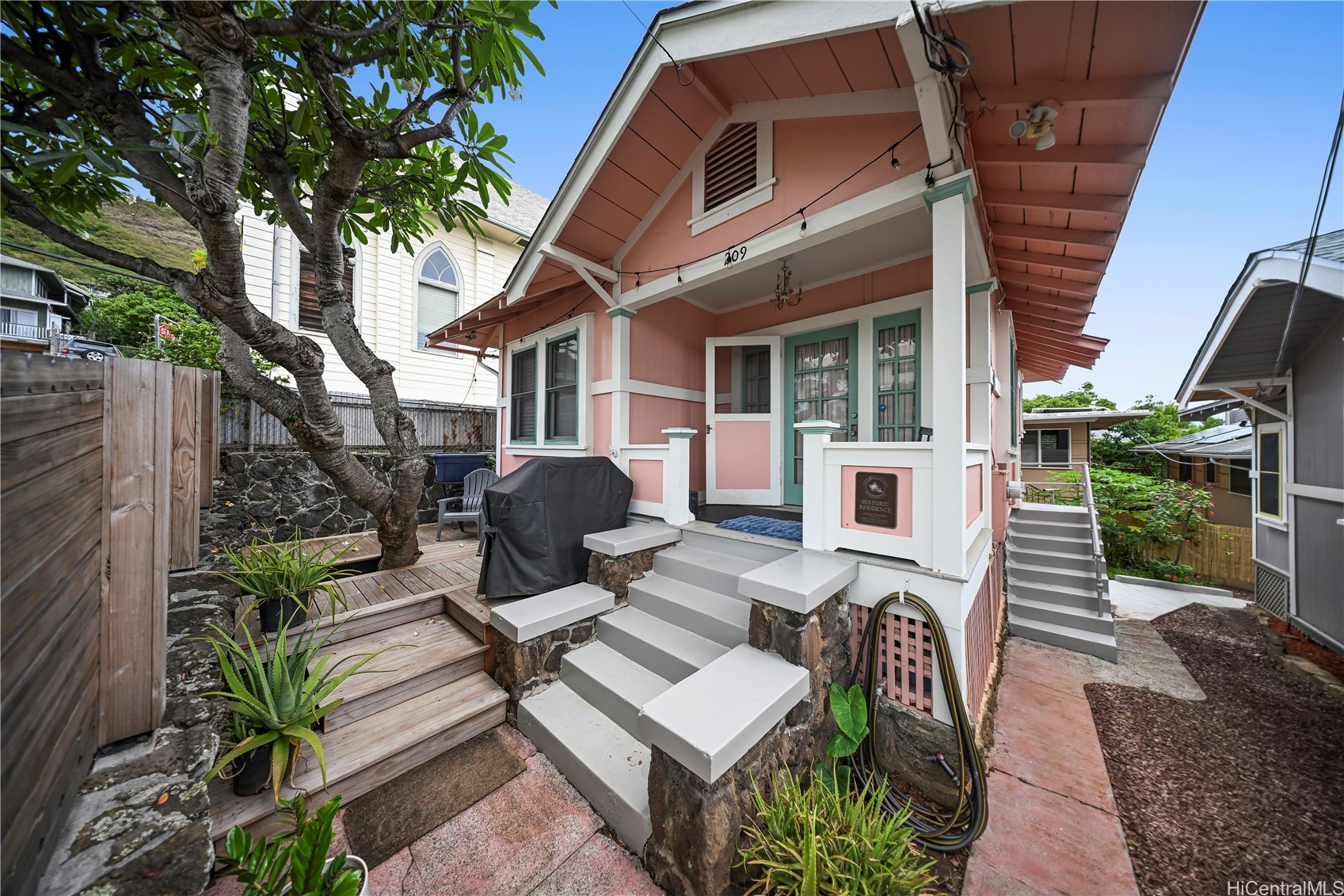 1775 Lusitana Street Property Photo 14