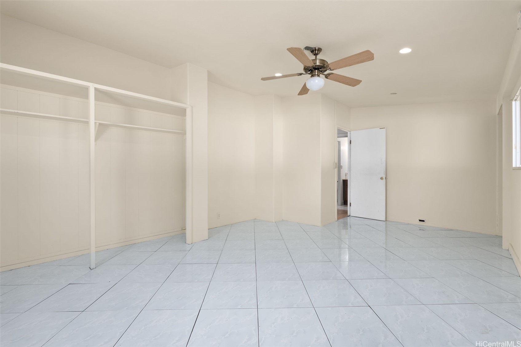 91-1022 Keele Place Property Photo 4