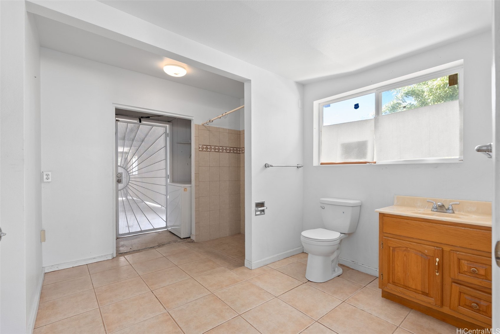 91-1022 Keele Place Property Photo 8