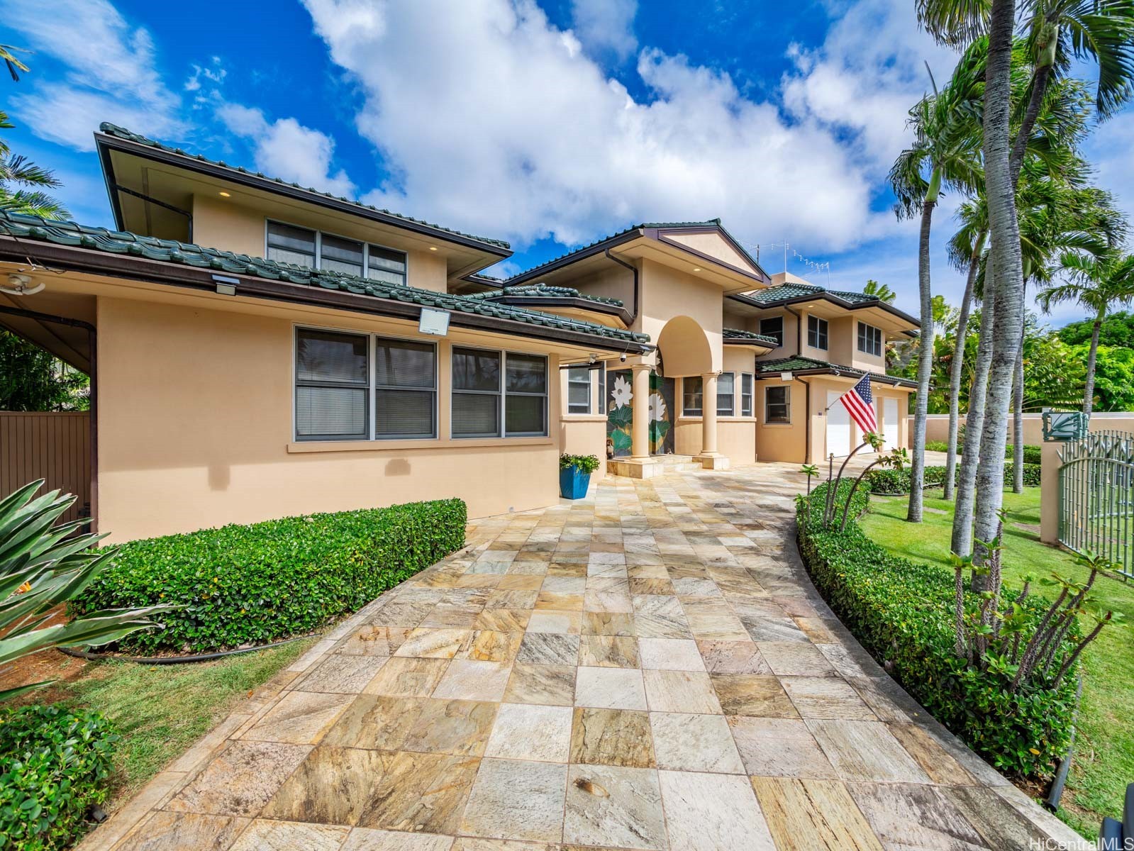 282 Portlock Road Property Photo 8