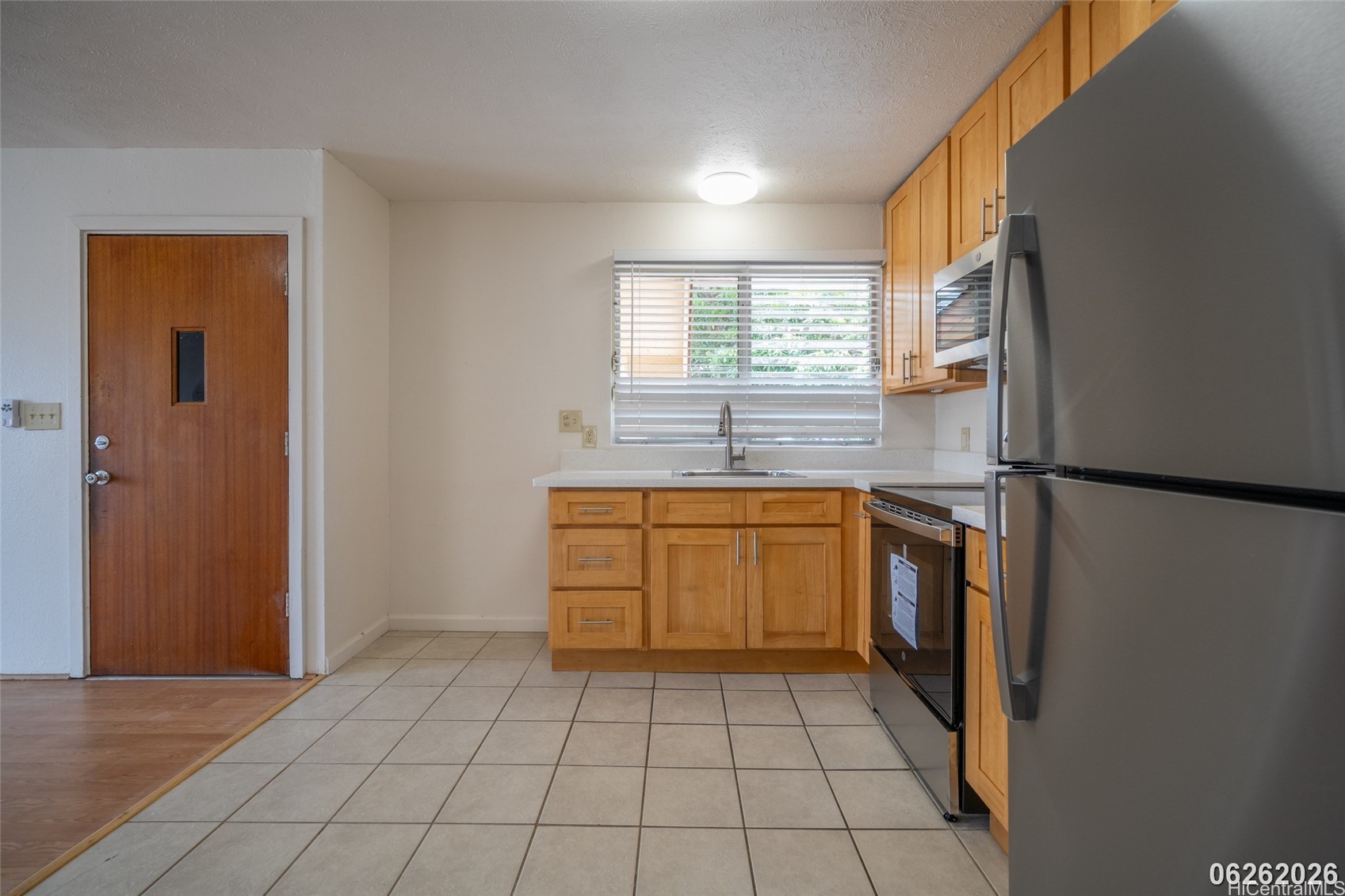 1725 Olona Lane Property Photo 10