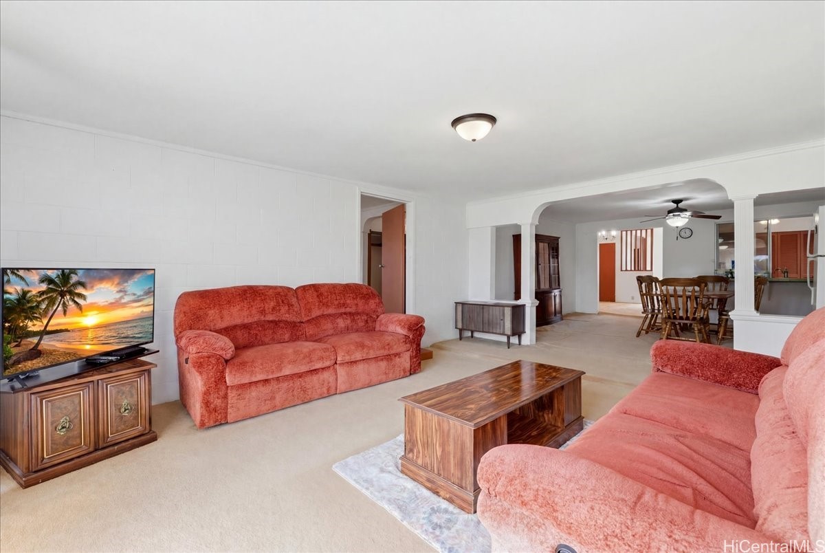 95-237 Kaopua Loop Property Photo 3