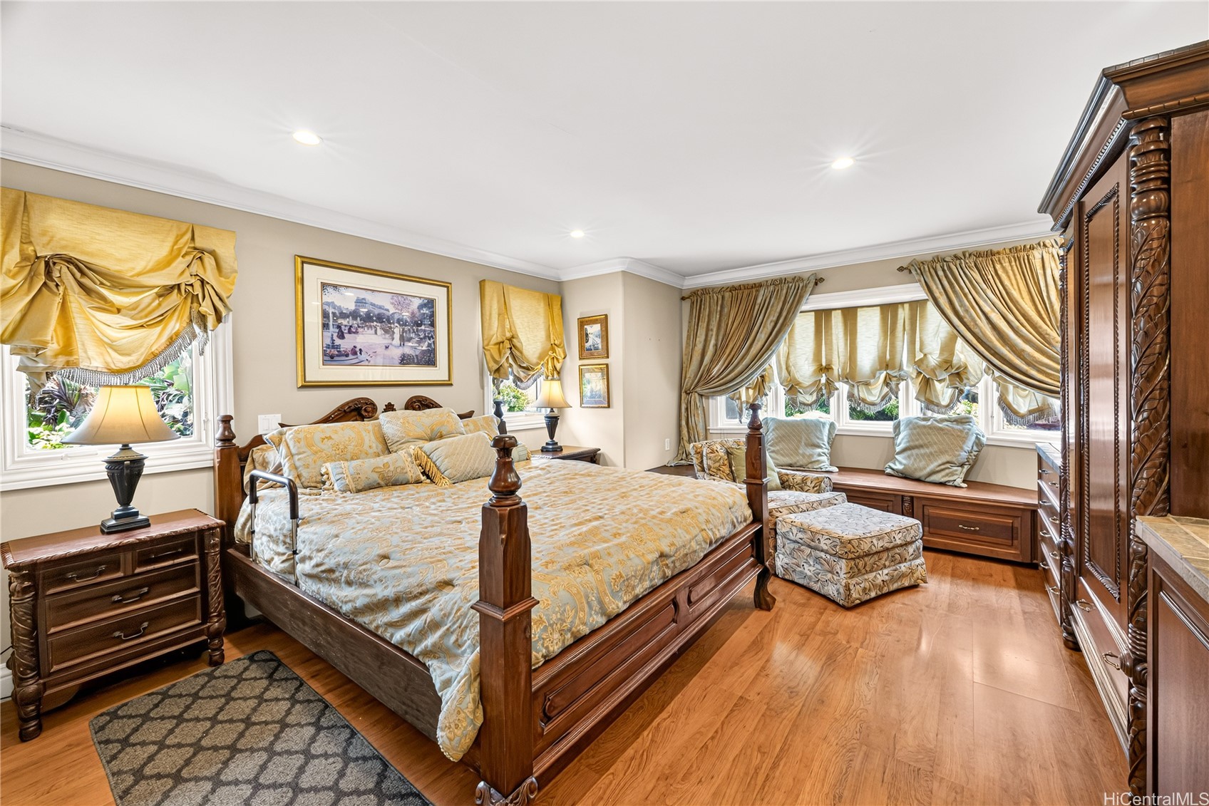 443 Portlock Road Property Photo 15