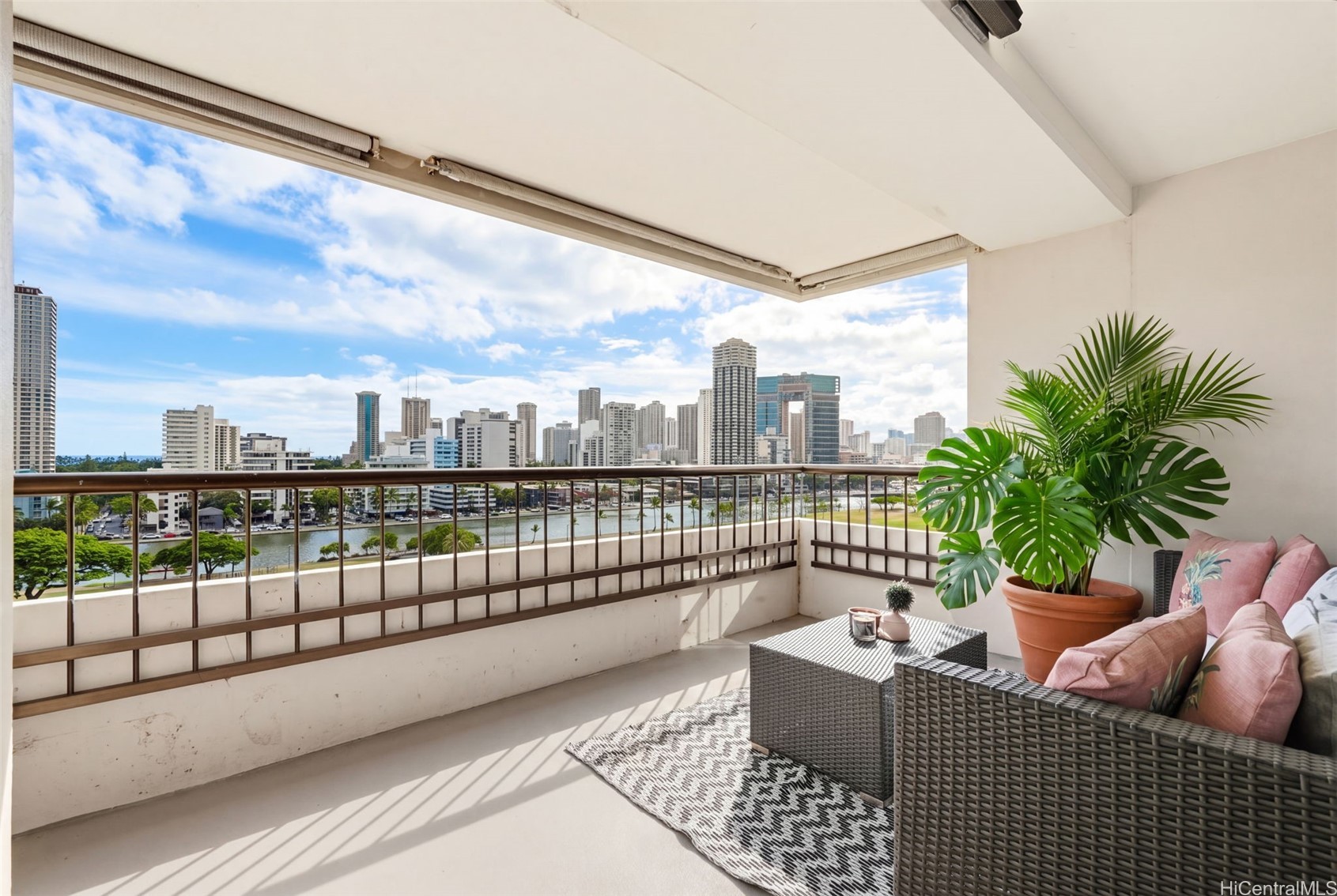 2333 Kapiolani Boulevard 1008-fs Property Photo 2