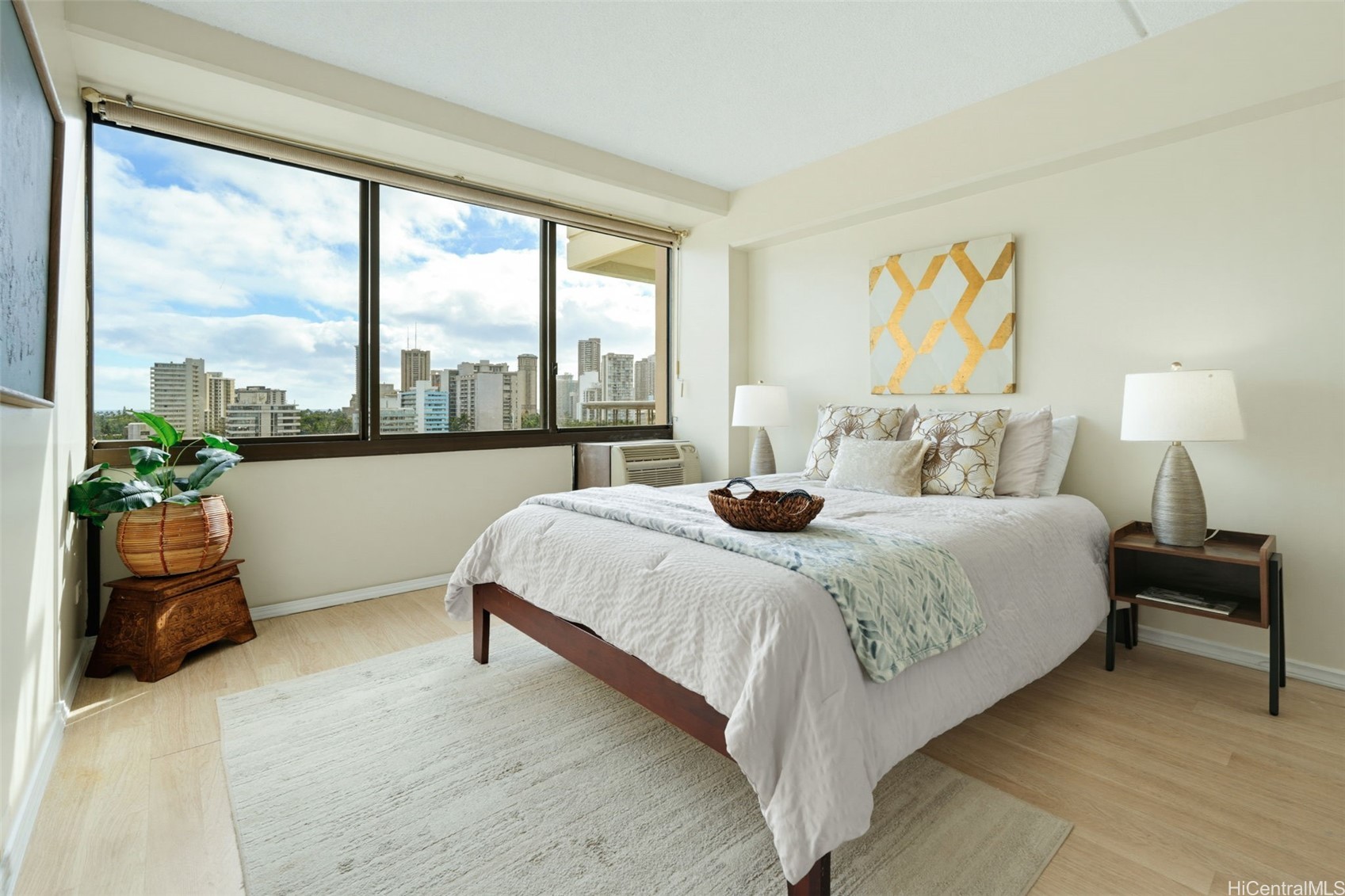 2333 Kapiolani Boulevard 1008-fs Property Photo 3