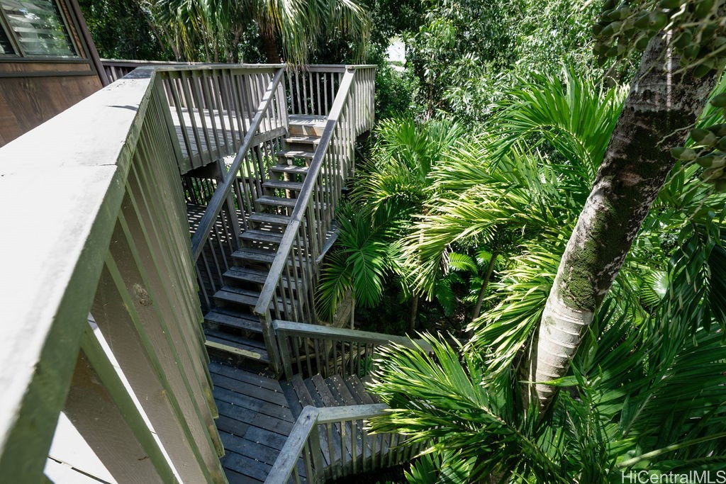 2528 Makaulii Place Property Photo 18