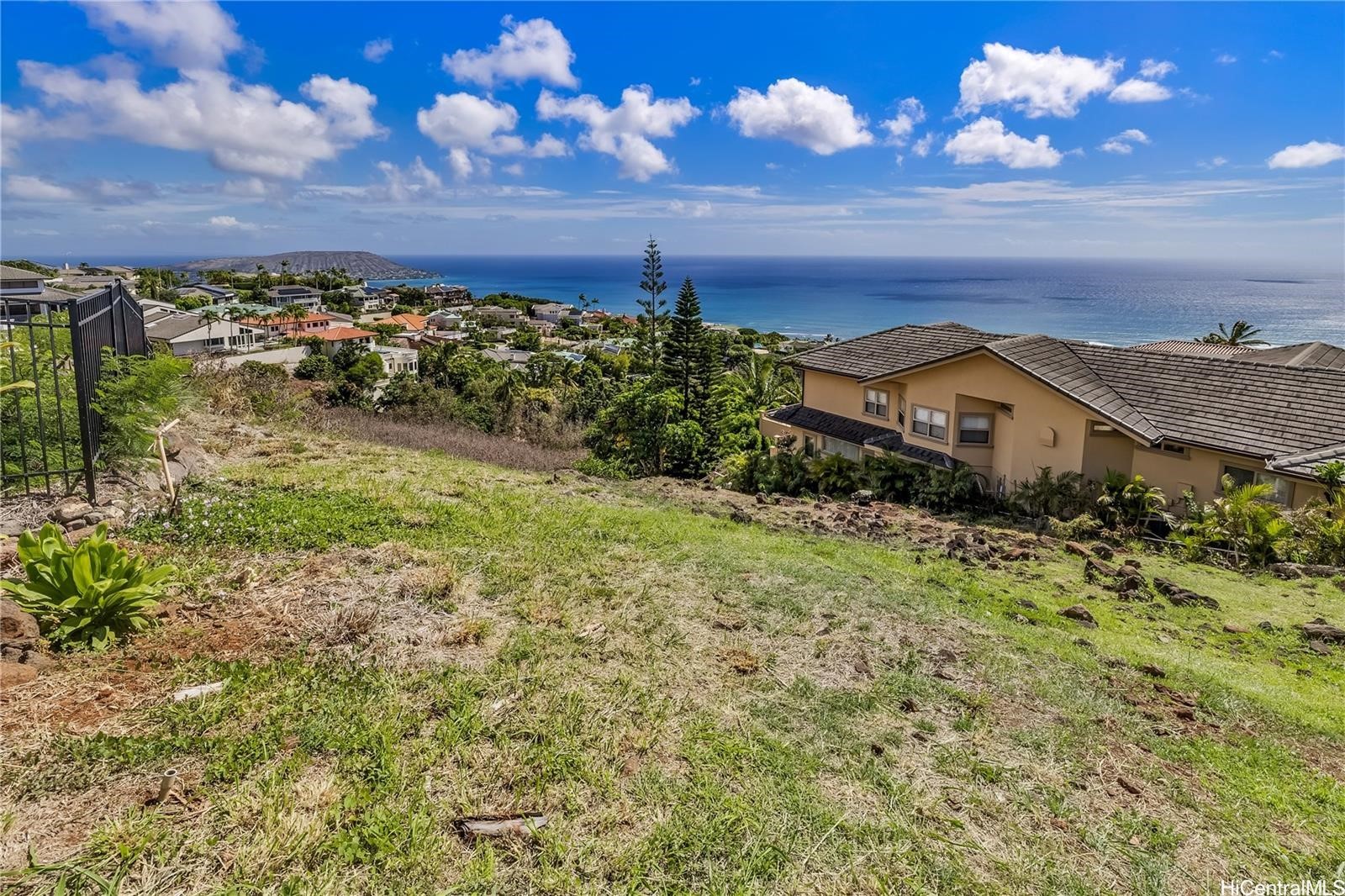 549 Moaniala Street Property Photo 13