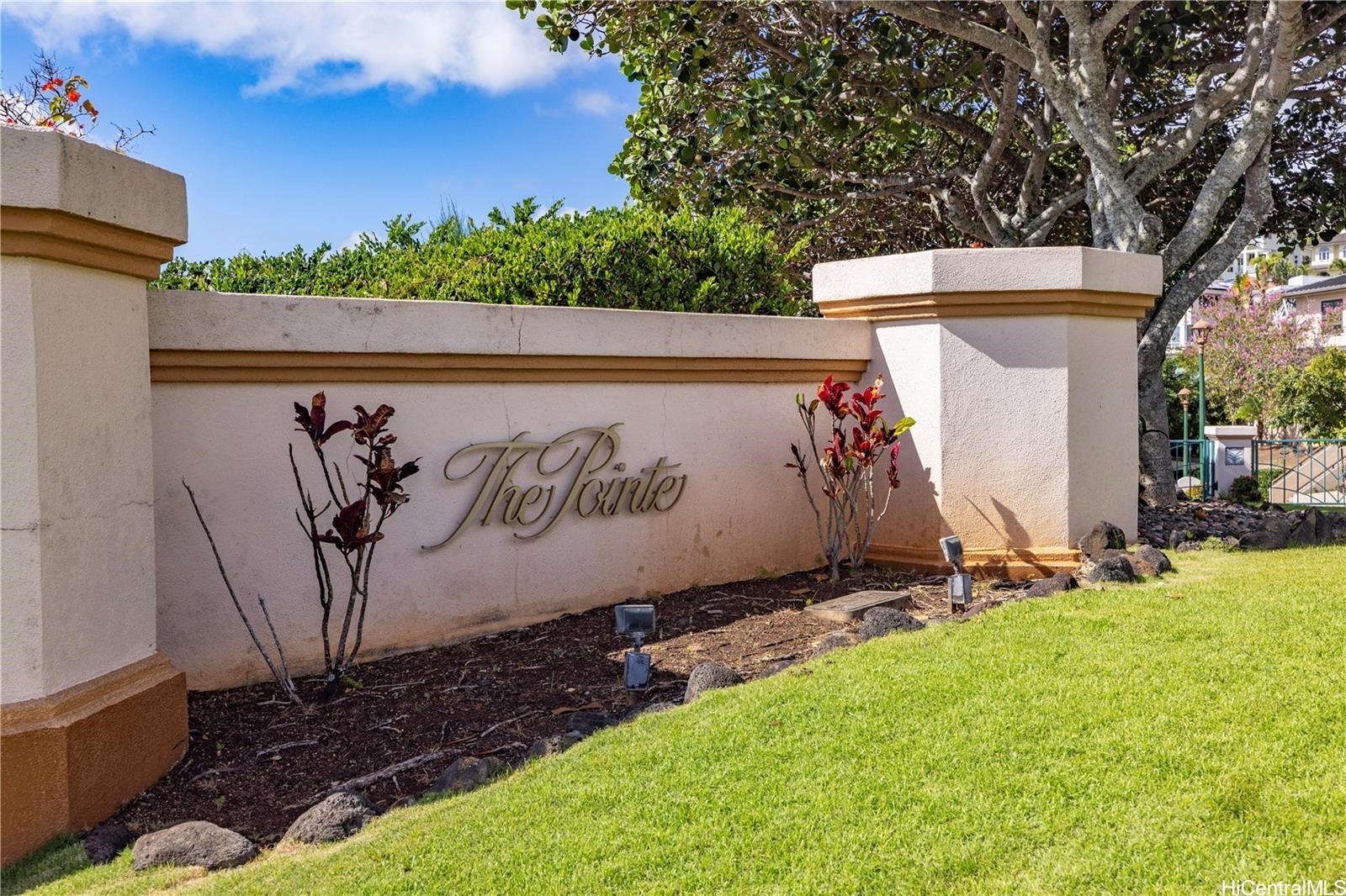549 Moaniala Street Property Photo 17