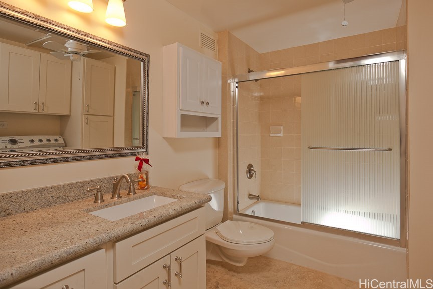 1350 Ala Moana Boulevard 1806 Property Photo 8