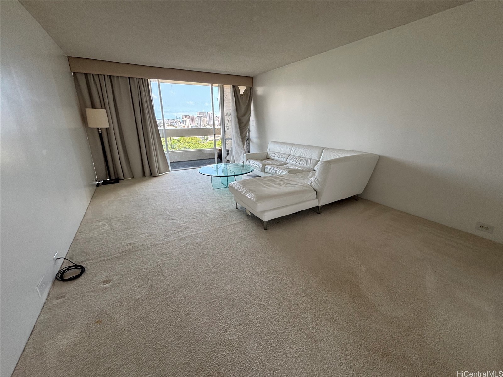 1212 Punahou Street 1005 Property Photo 2
