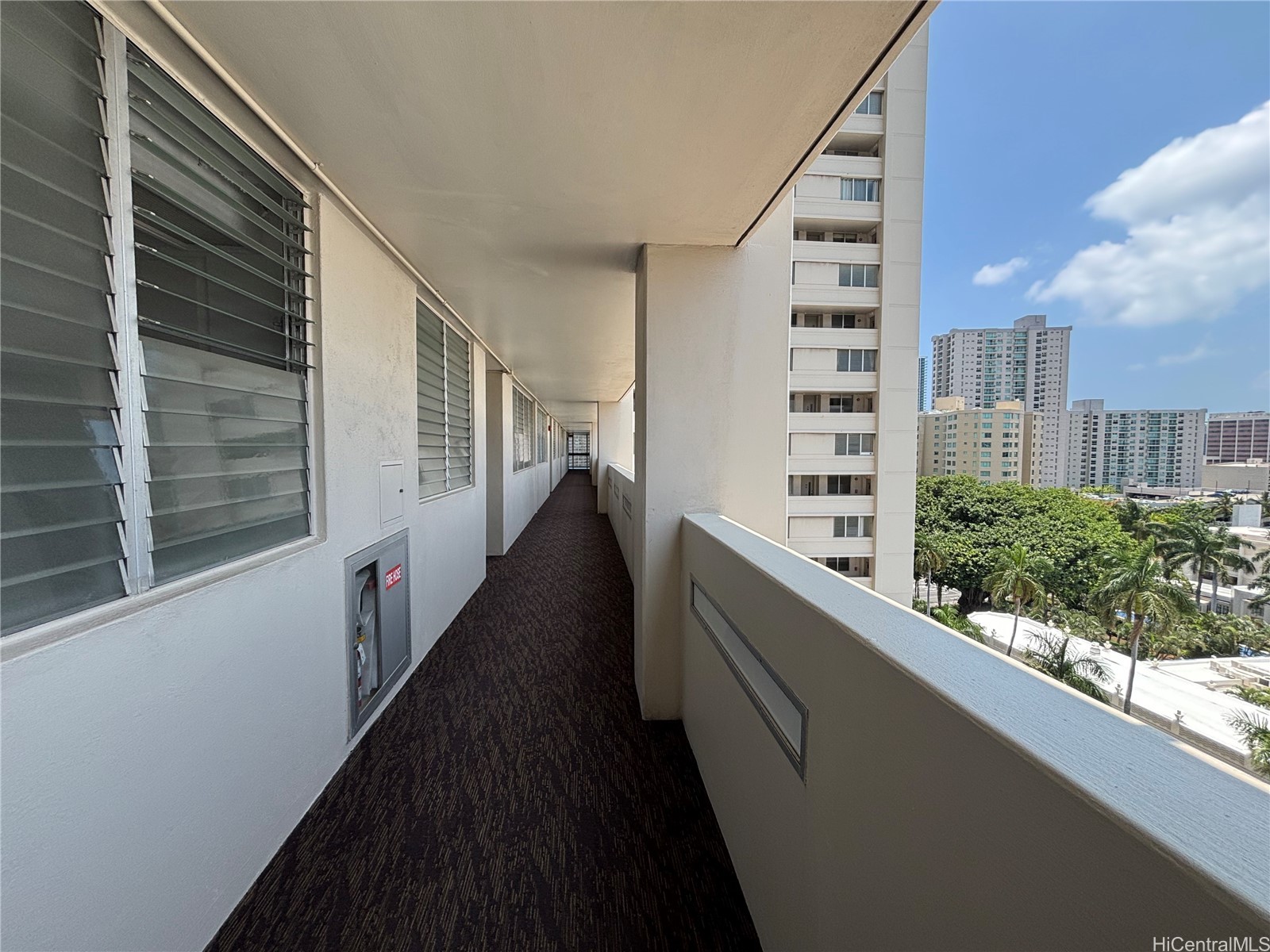 1212 Punahou Street 1005 Property Photo 3