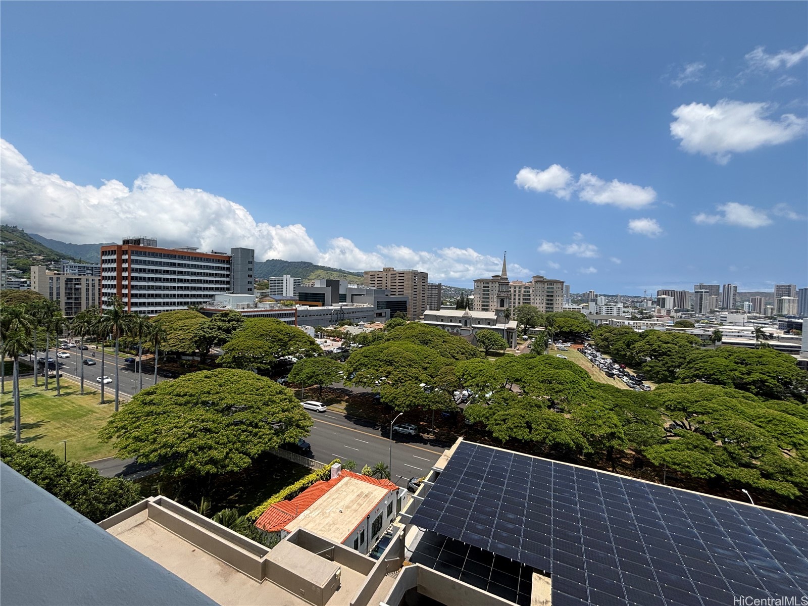 1212 Punahou Street 1005 Property Photo 5