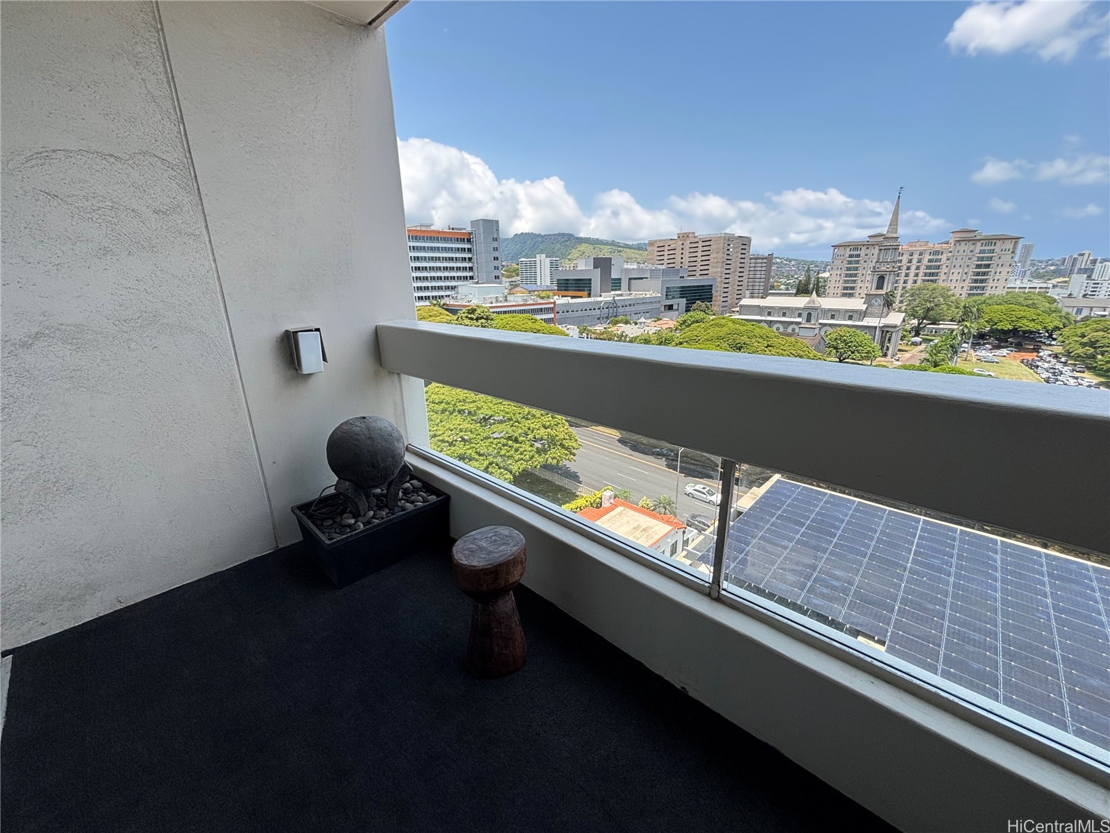 1212 Punahou Street 1005 Property Photo 6